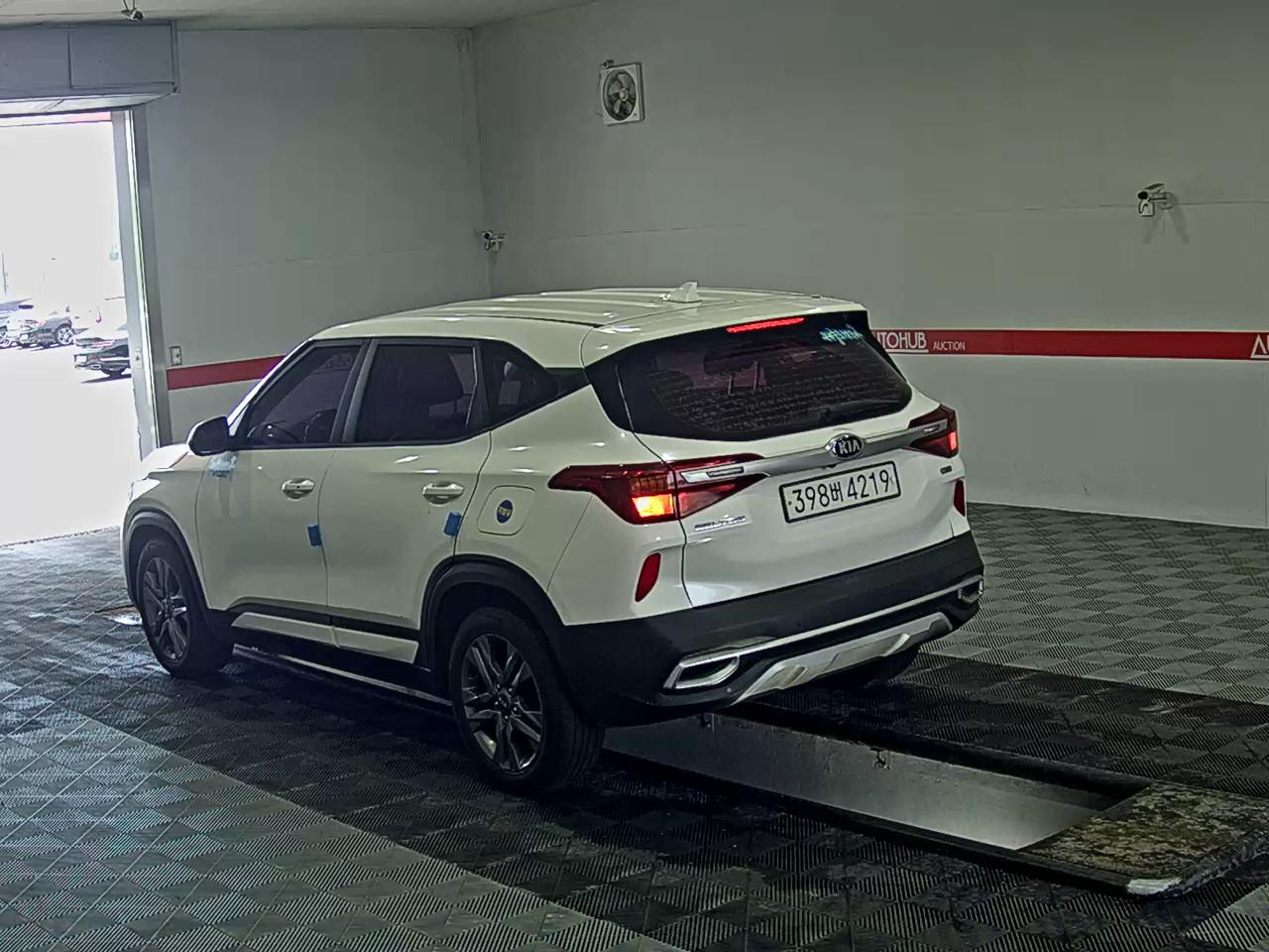 2020 - kia seltos