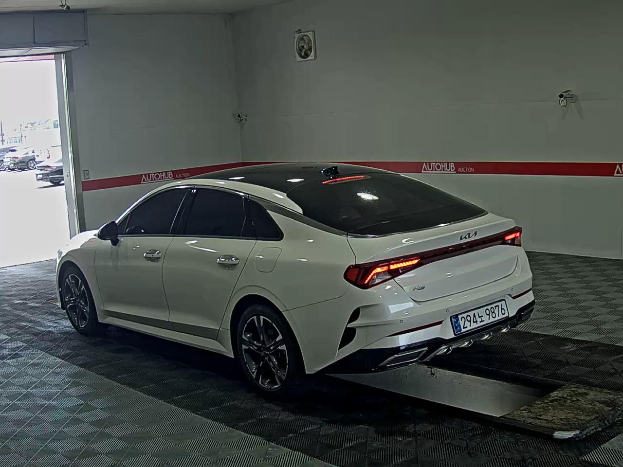 2022 - kia k5