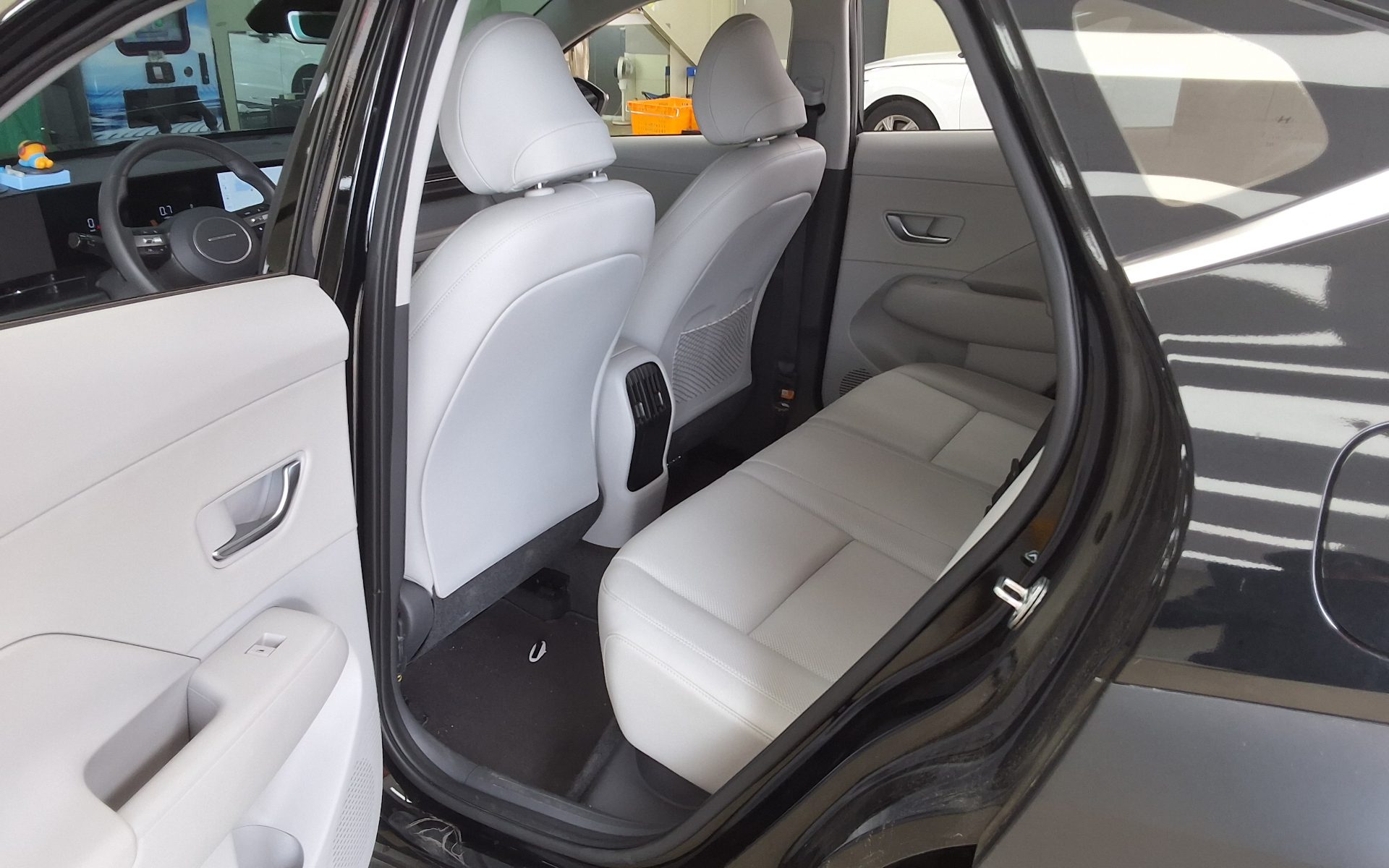 2023 - hyundai kona