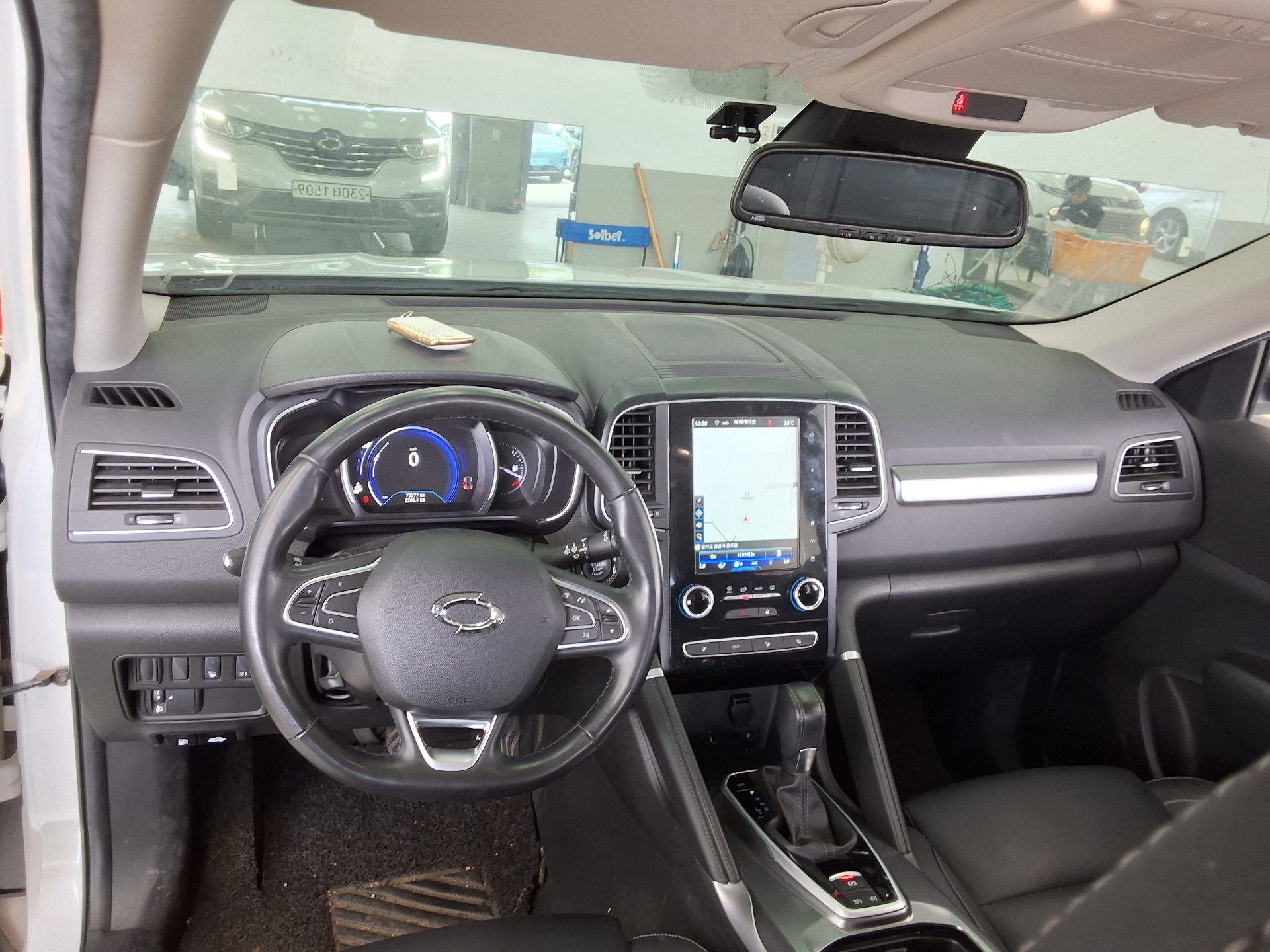 2020 - renault qm6