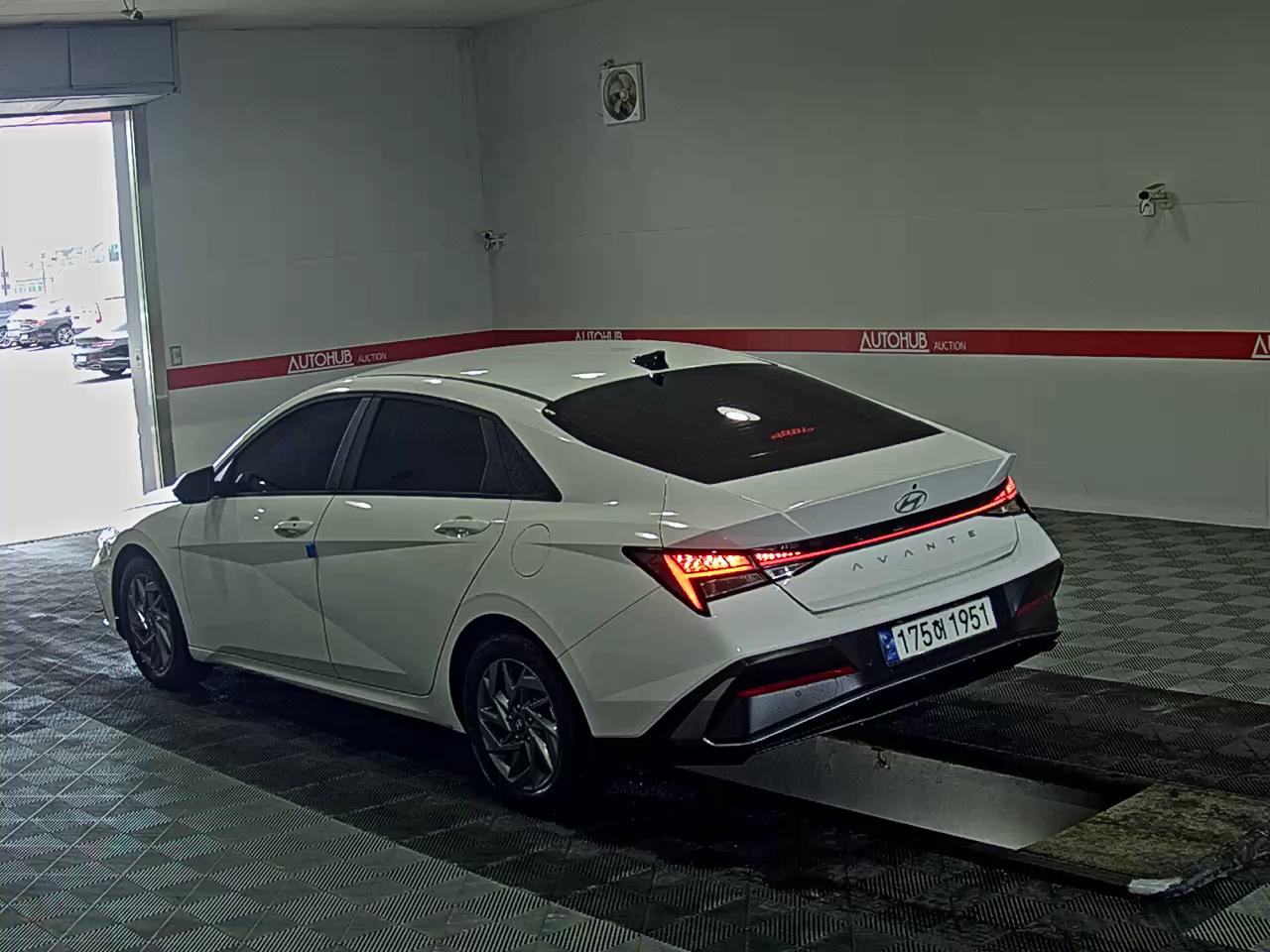 2024 - hyundai avante