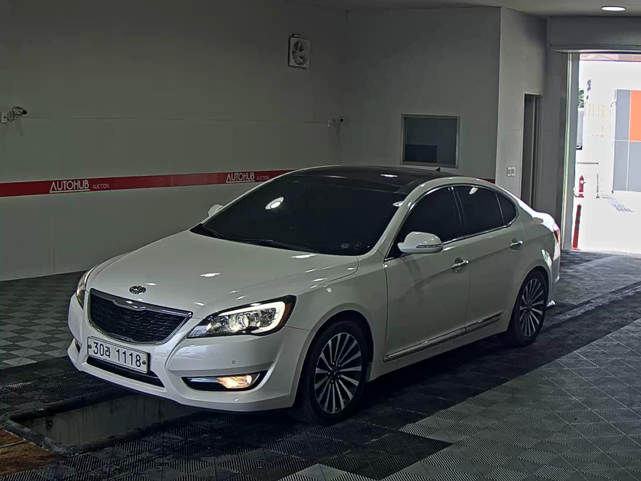 KIA K7 LPI RENTAL CAR