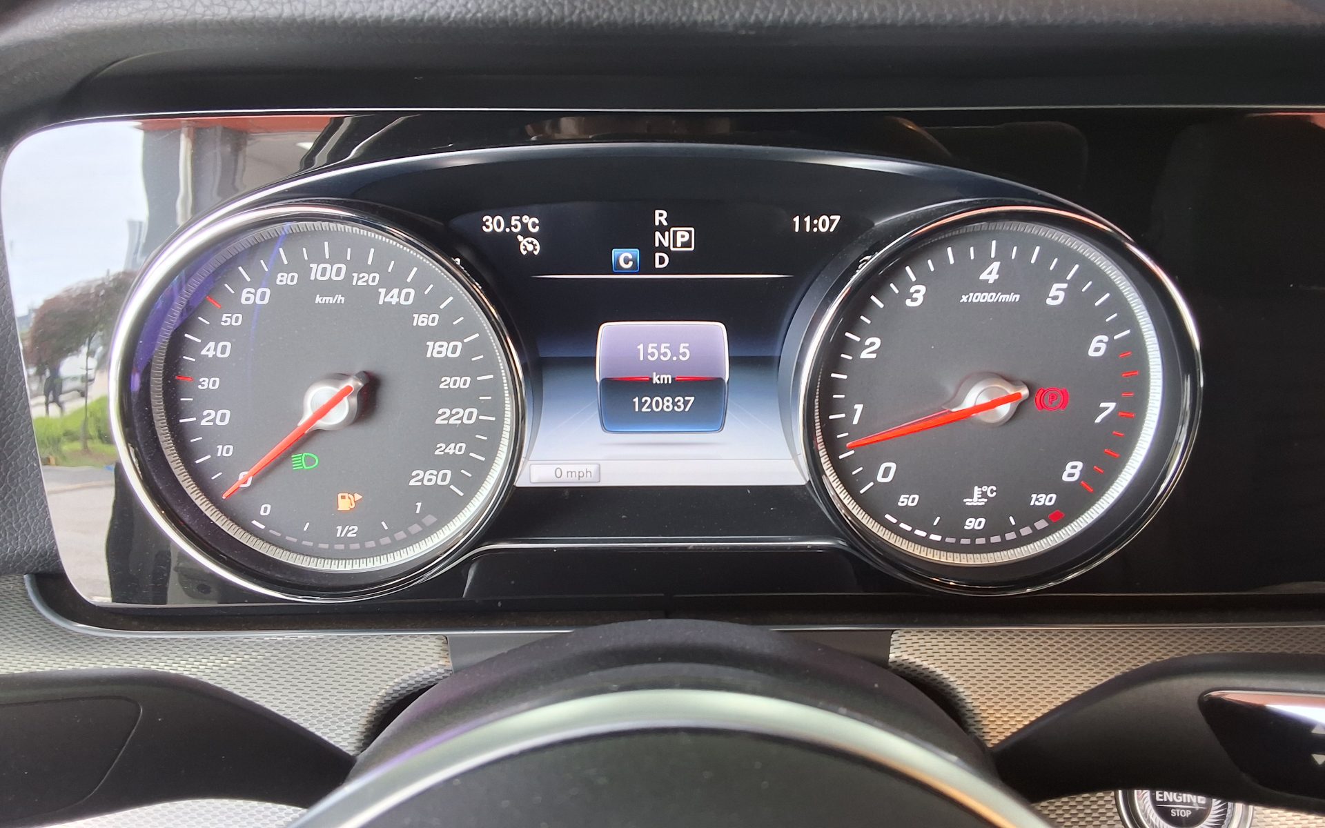 2019 - mercedes-benz e300