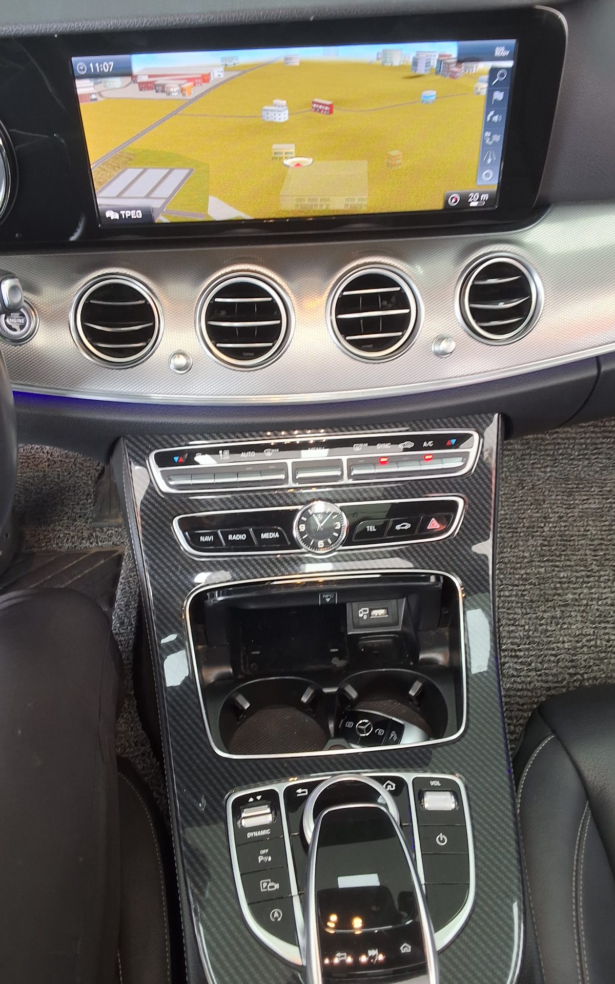 2019 - mercedes-benz e300