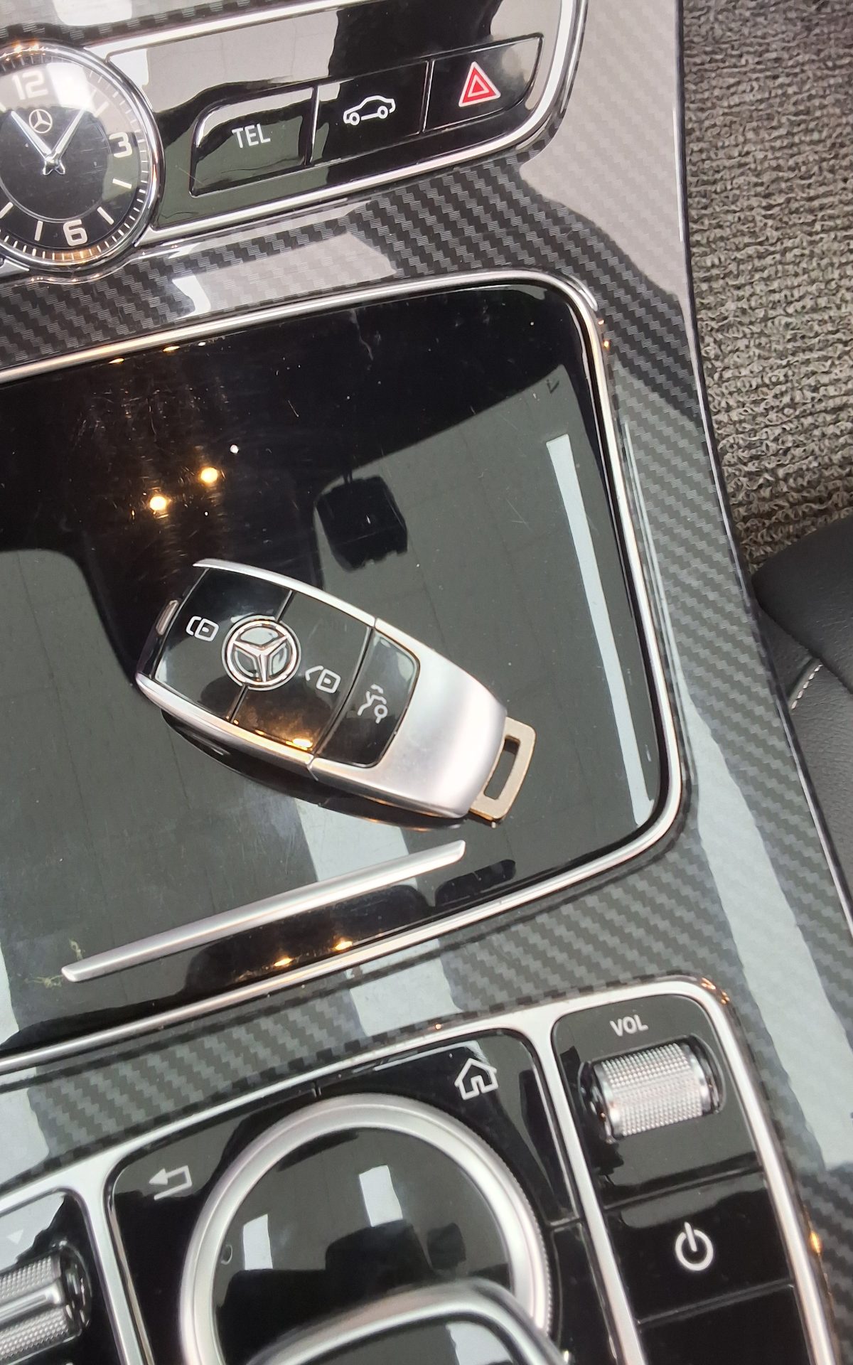 2019 - mercedes-benz e300