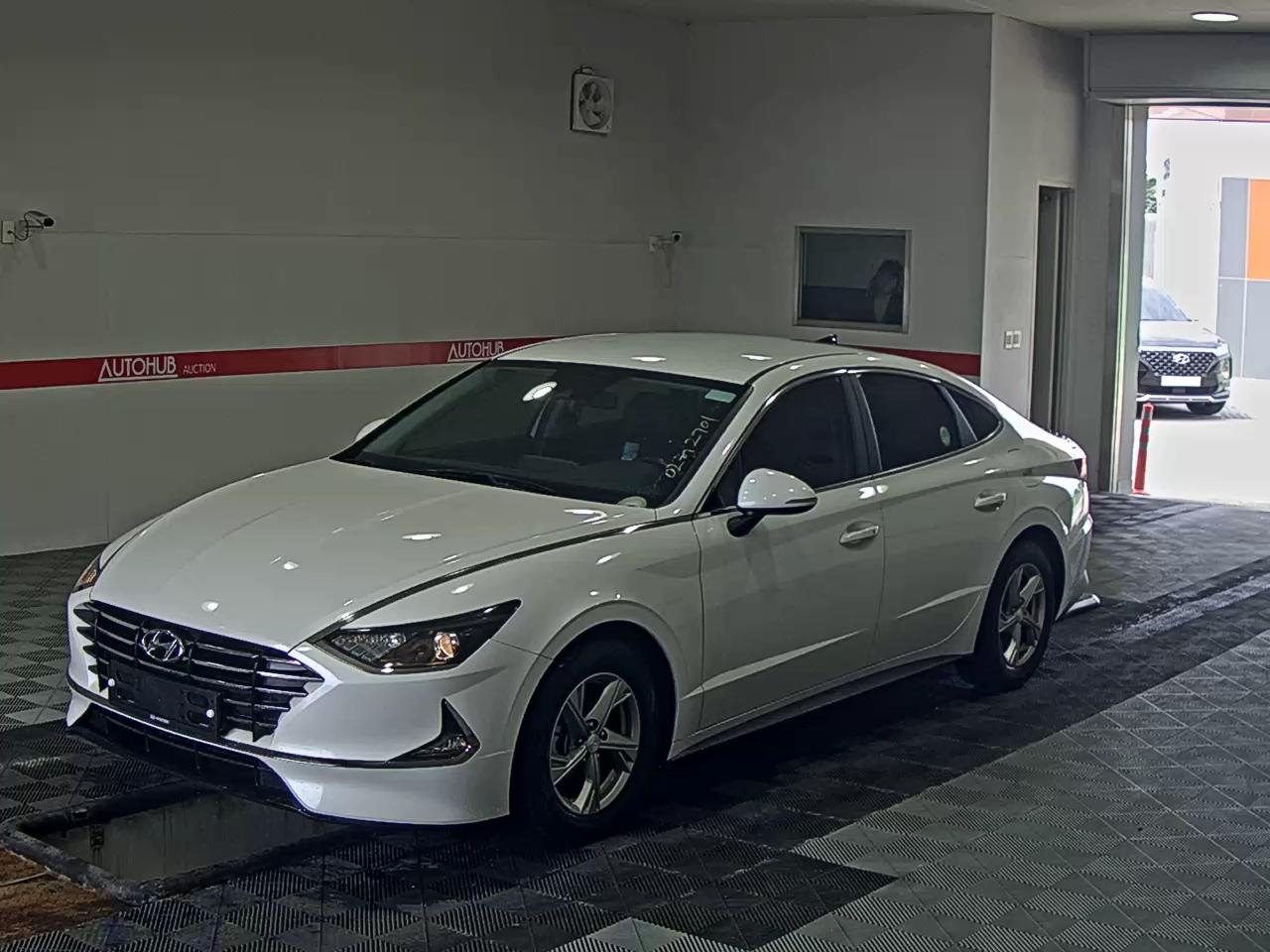 HYUNDAI SONATA (DN8) RENTAL CAR