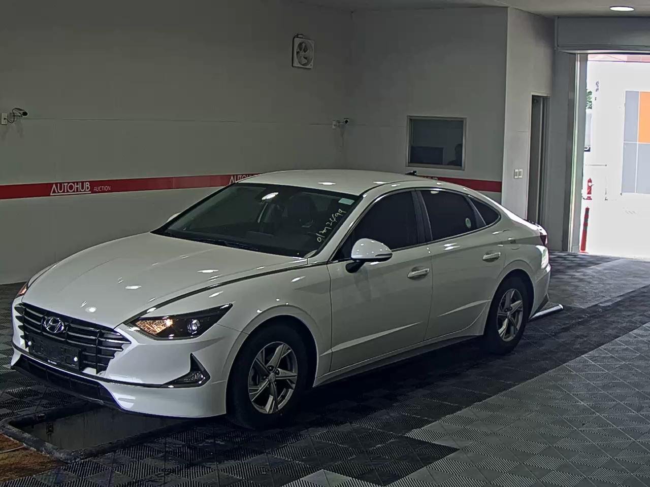 HYUNDAI SONATA (DN8) RENTAL CAR