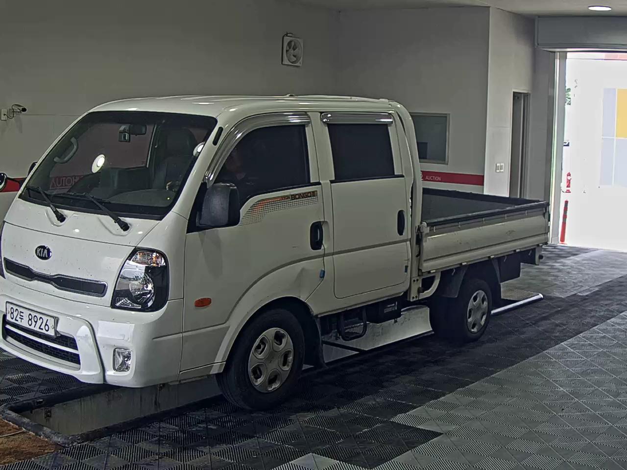 KIA BONGO III CARGO DOUBLE CAB EXTRA WHEELBASE