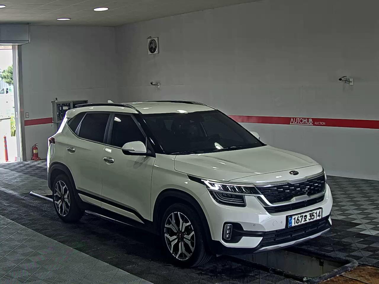 2020 - kia seltos