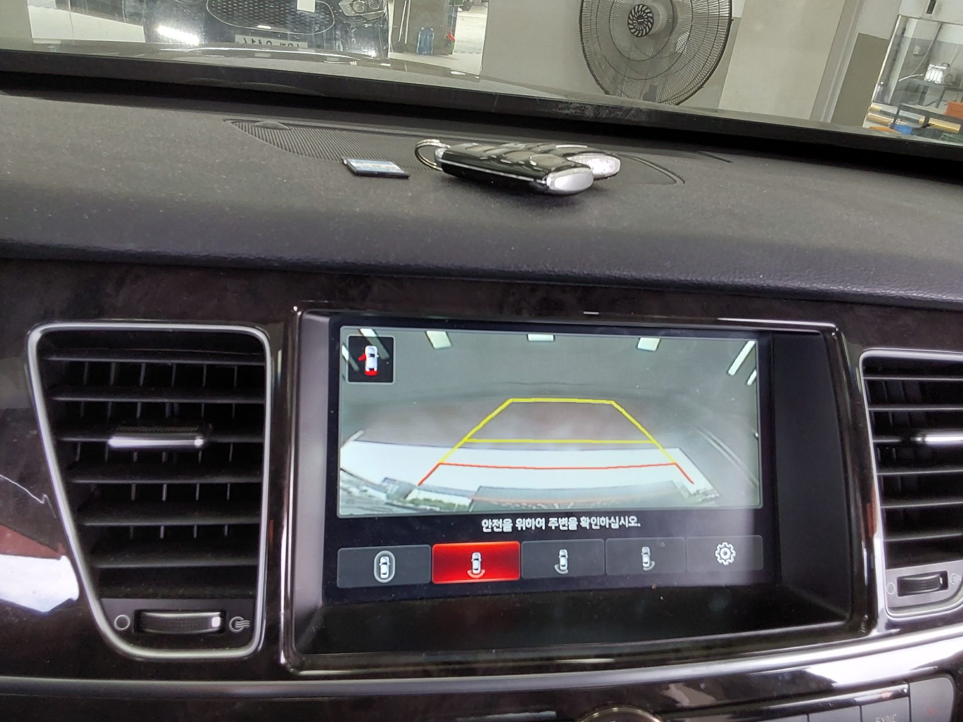 2016 - kia k9