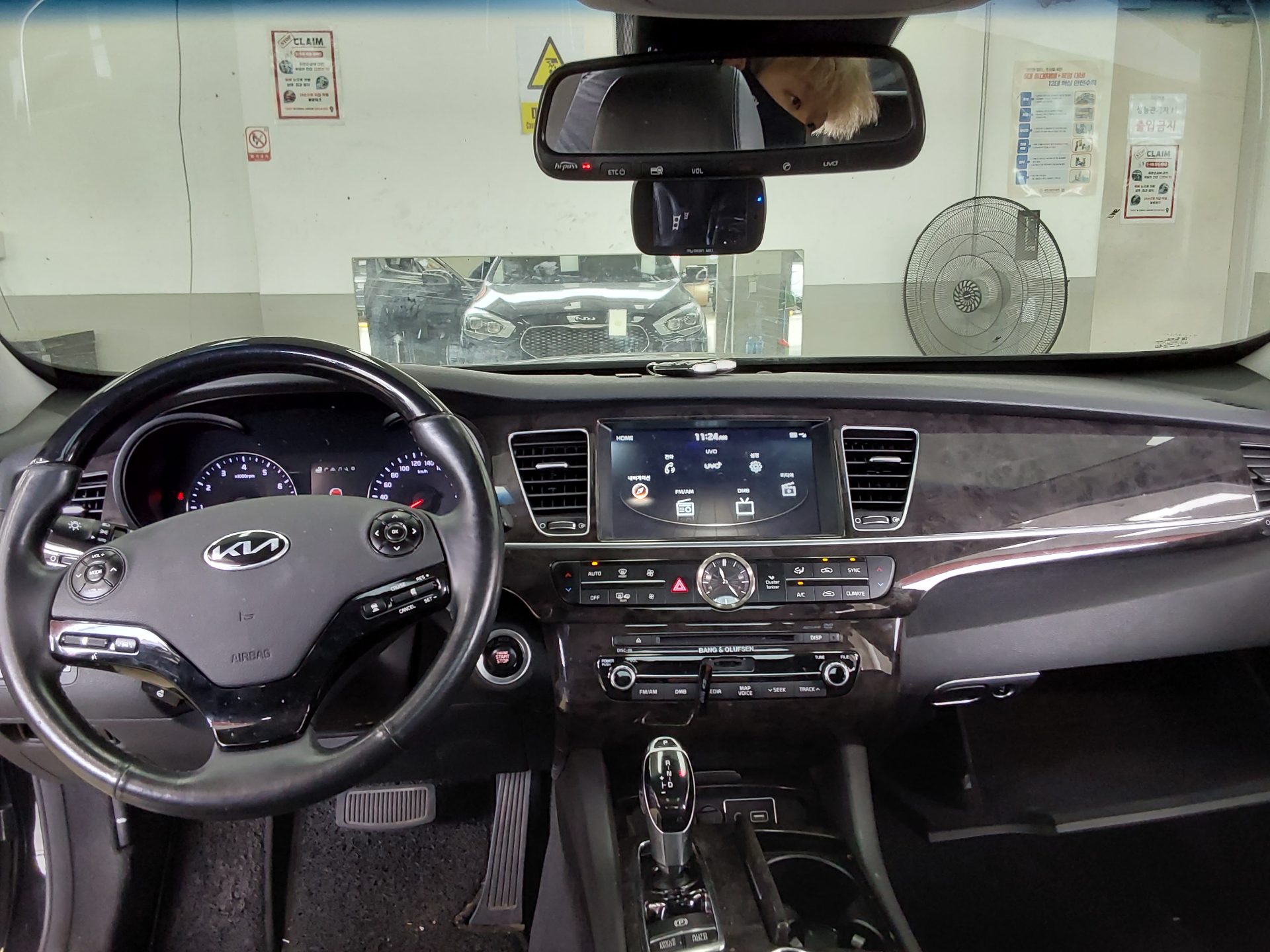 2016 - kia k9