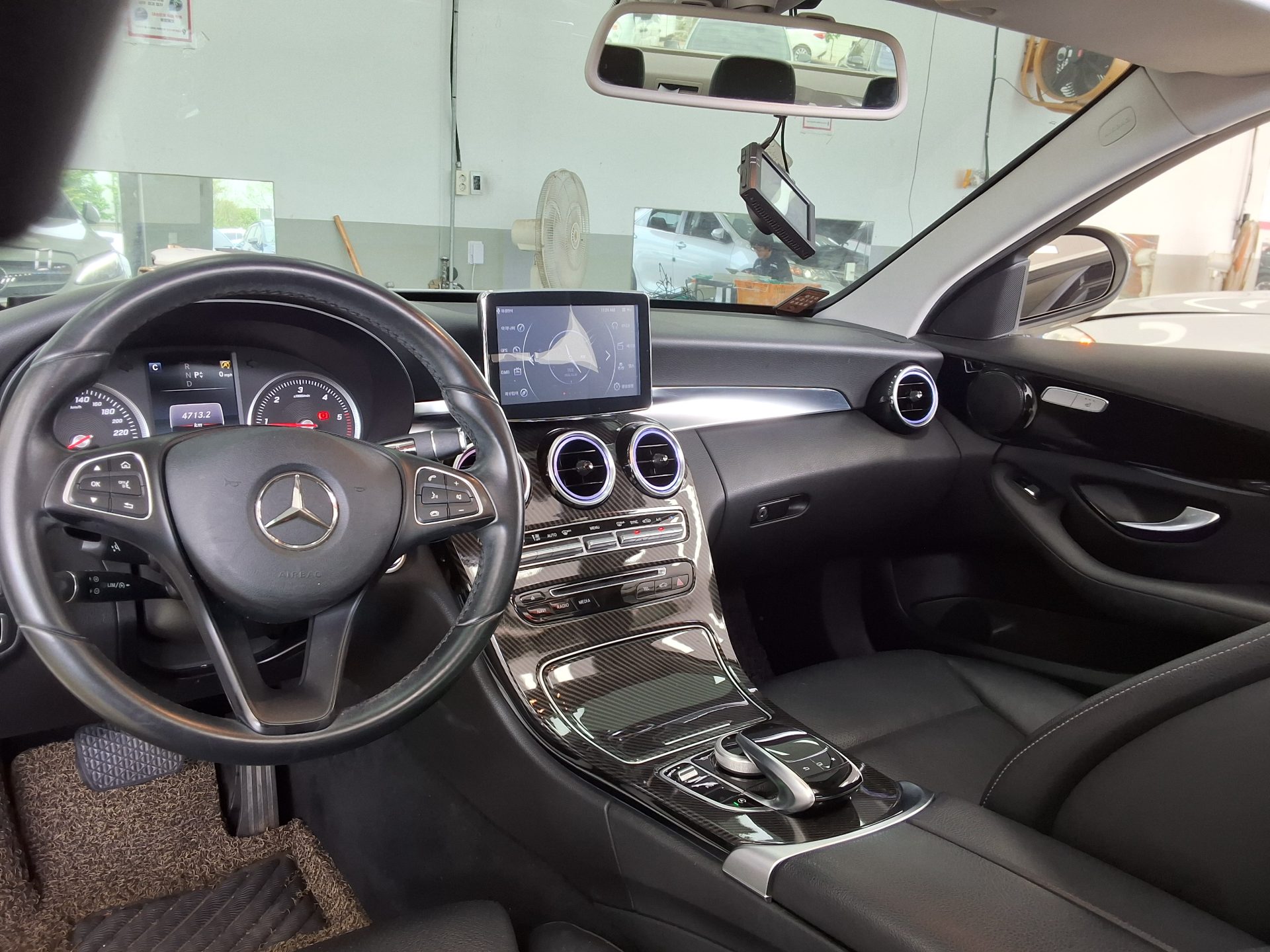 2016 - mercedes-benz c200