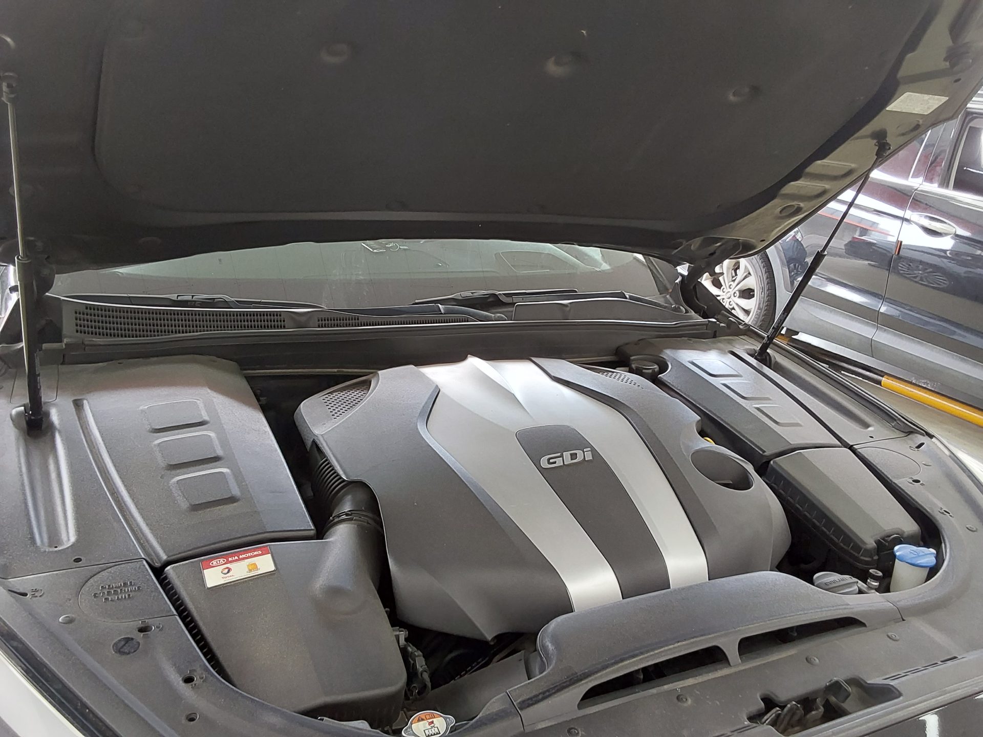 2016 - kia k9