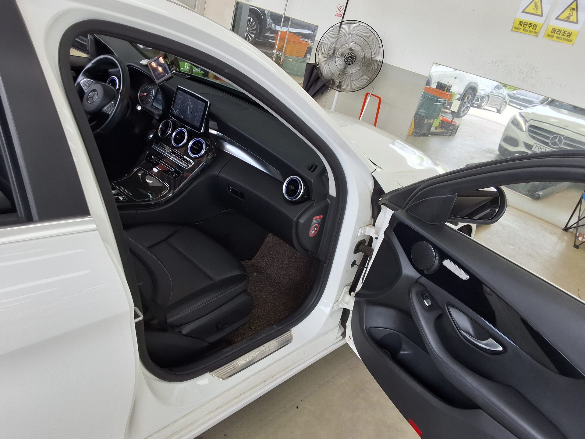 2016 - mercedes-benz c200