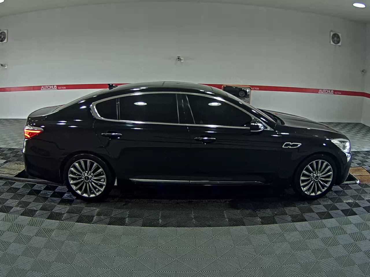 2016 - kia k9