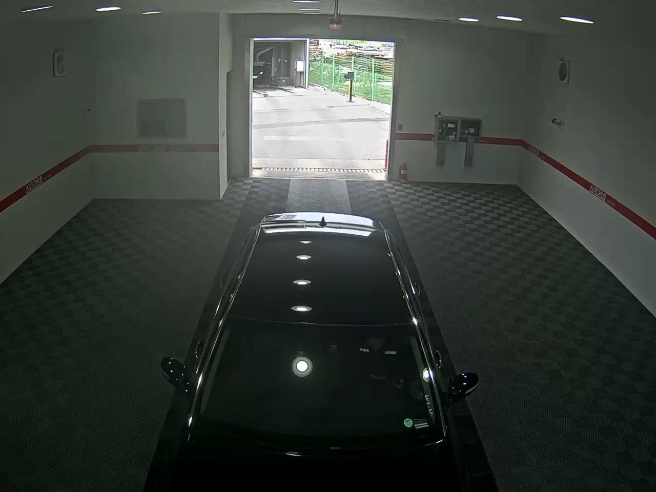 2010 - hyundai equus