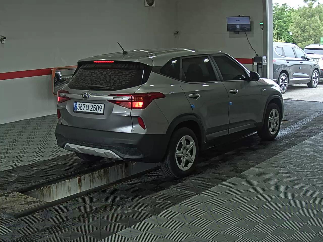 2022 - kia seltos