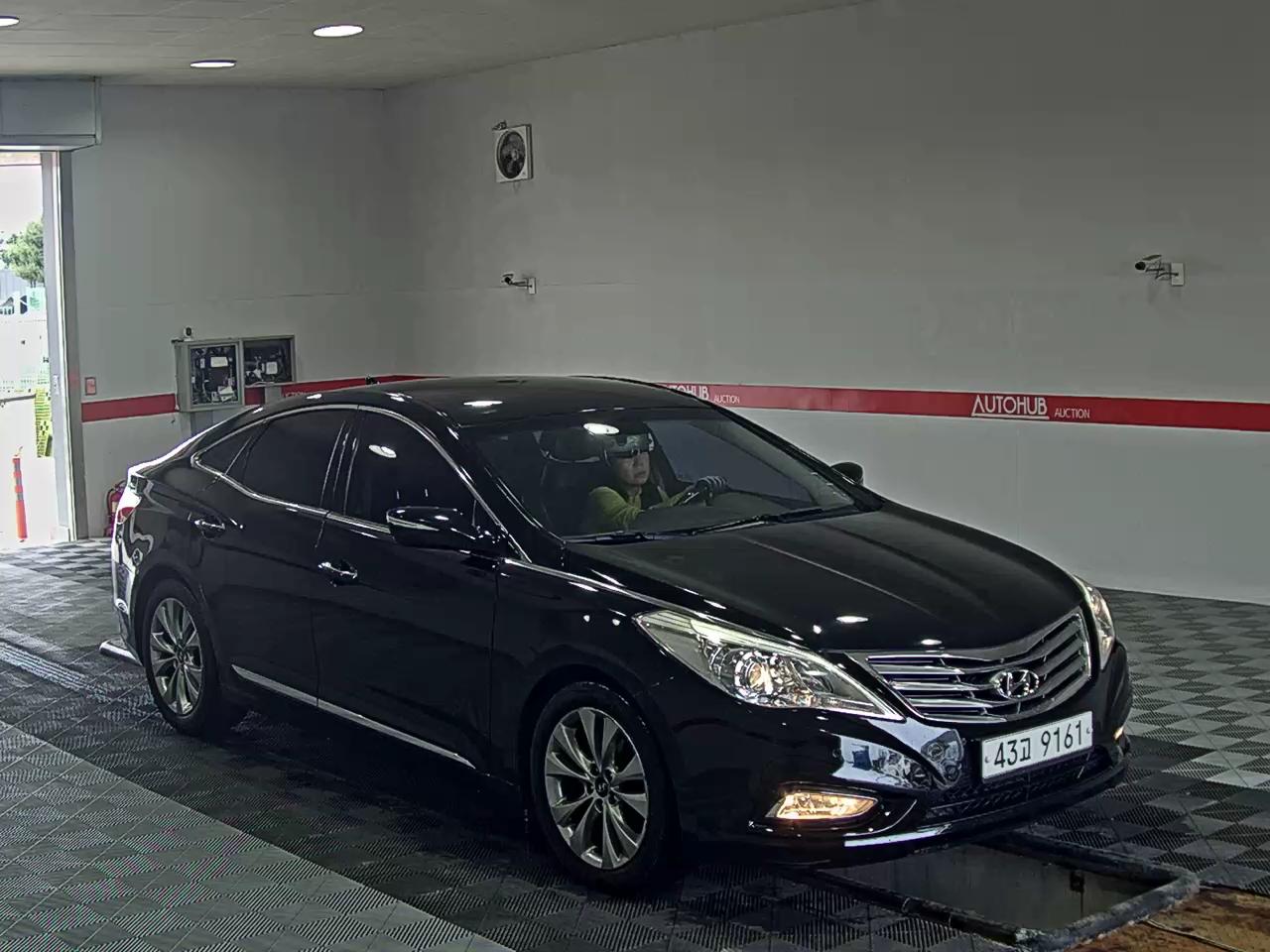 2012 - hyundai grandeur