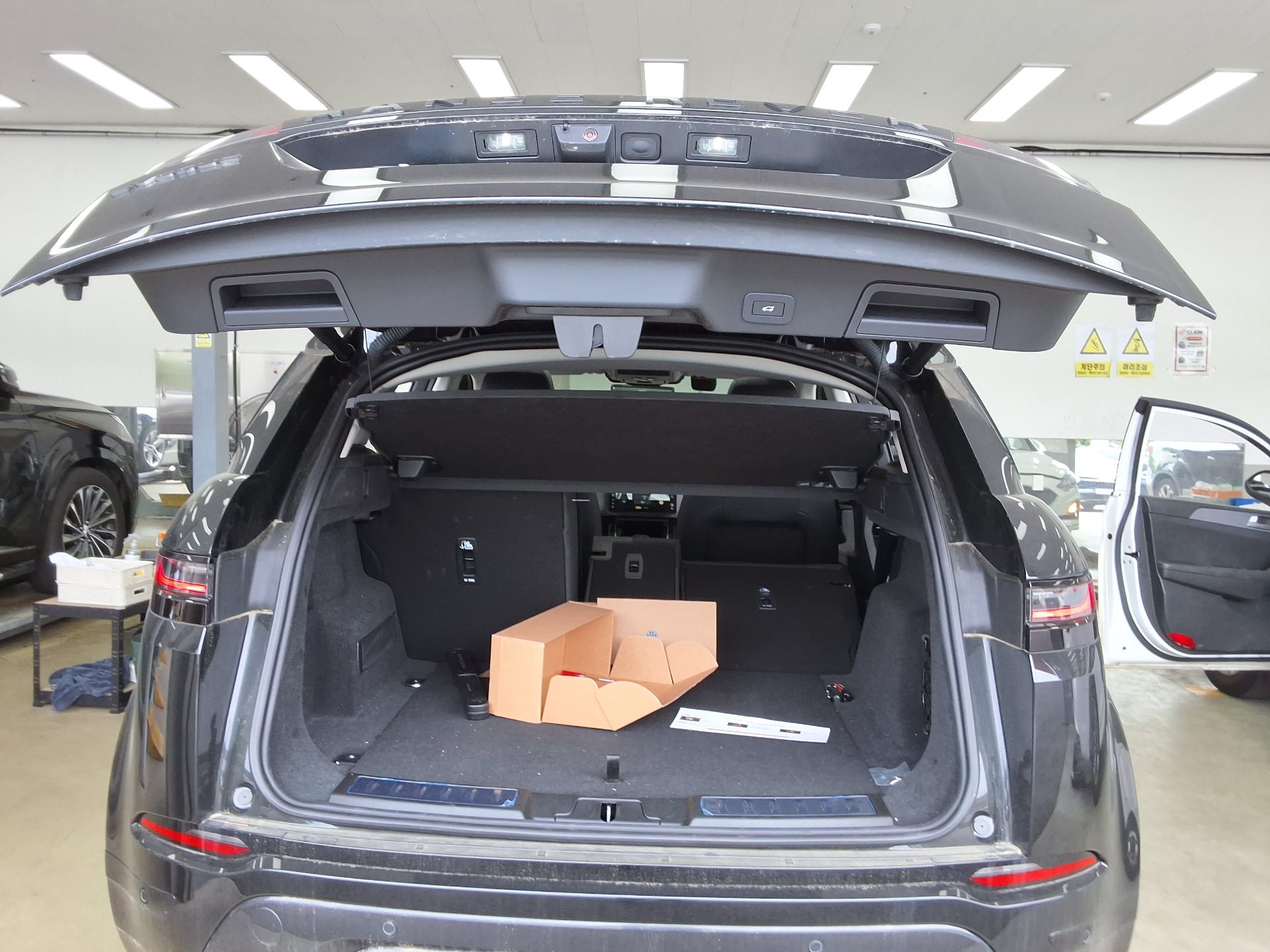 2024 - land rover range rover