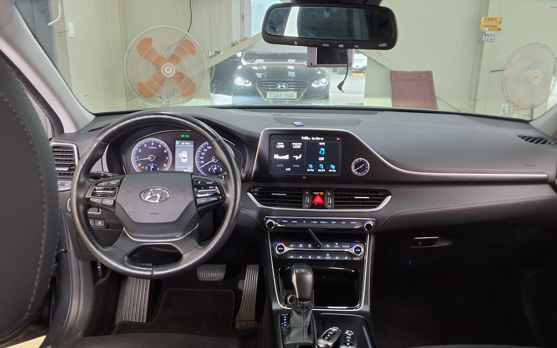 2018 - hyundai grandeur