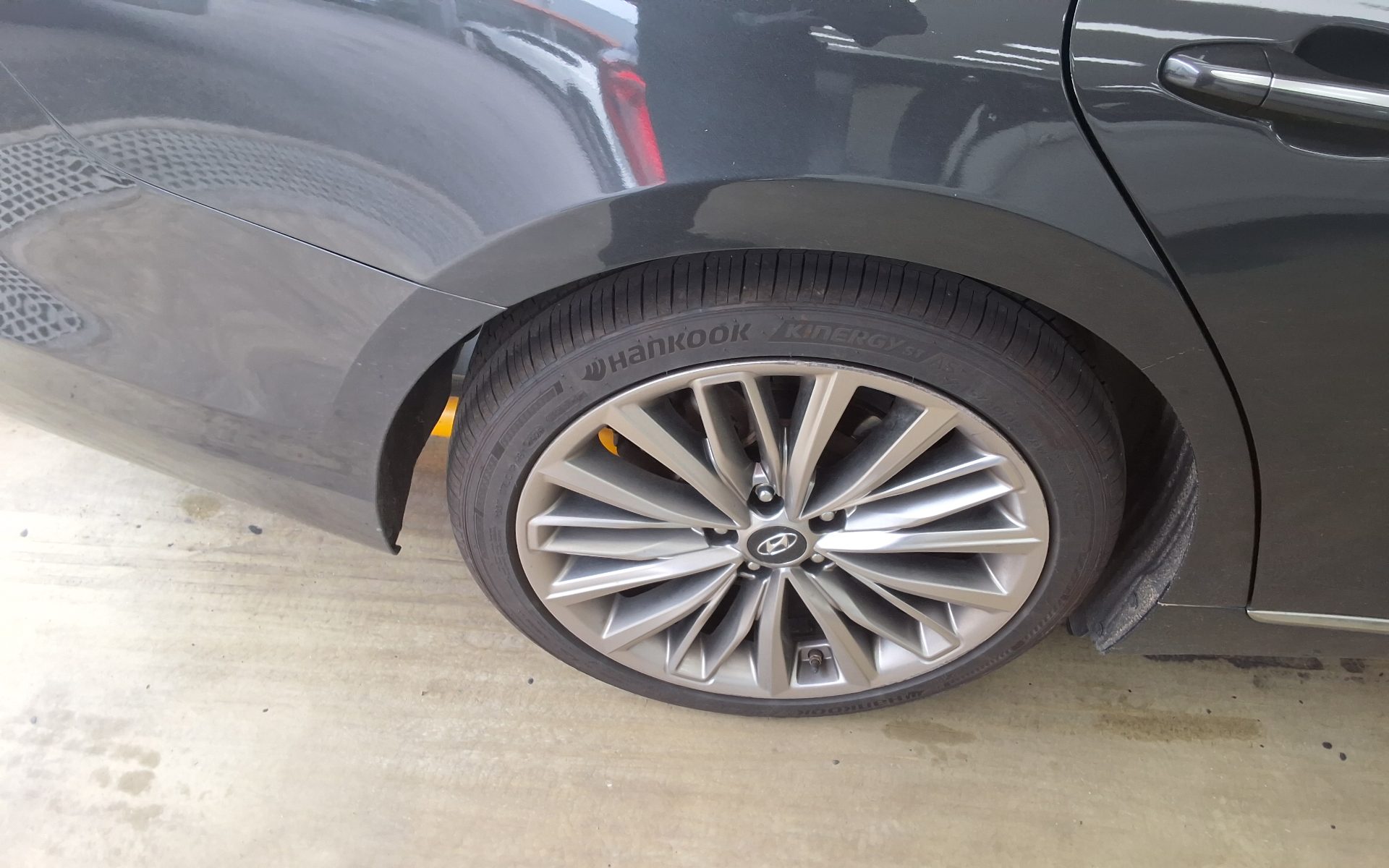 2018 - hyundai grandeur