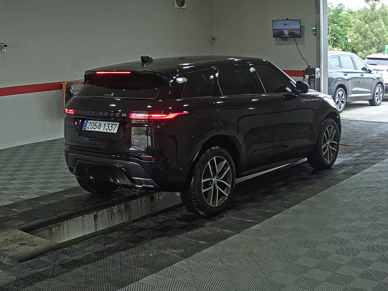 2024 - land rover range rover