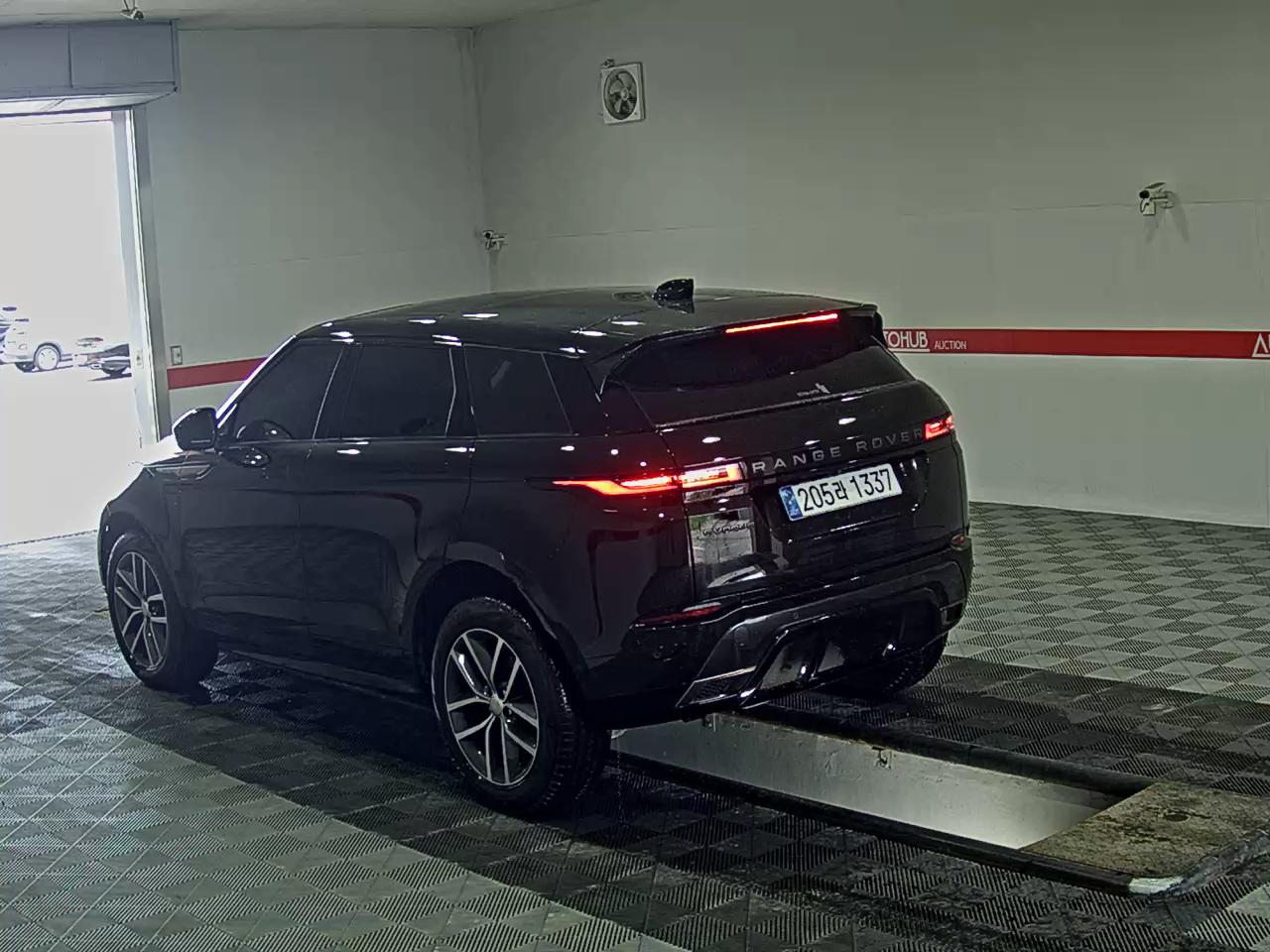 2024 - land rover range rover