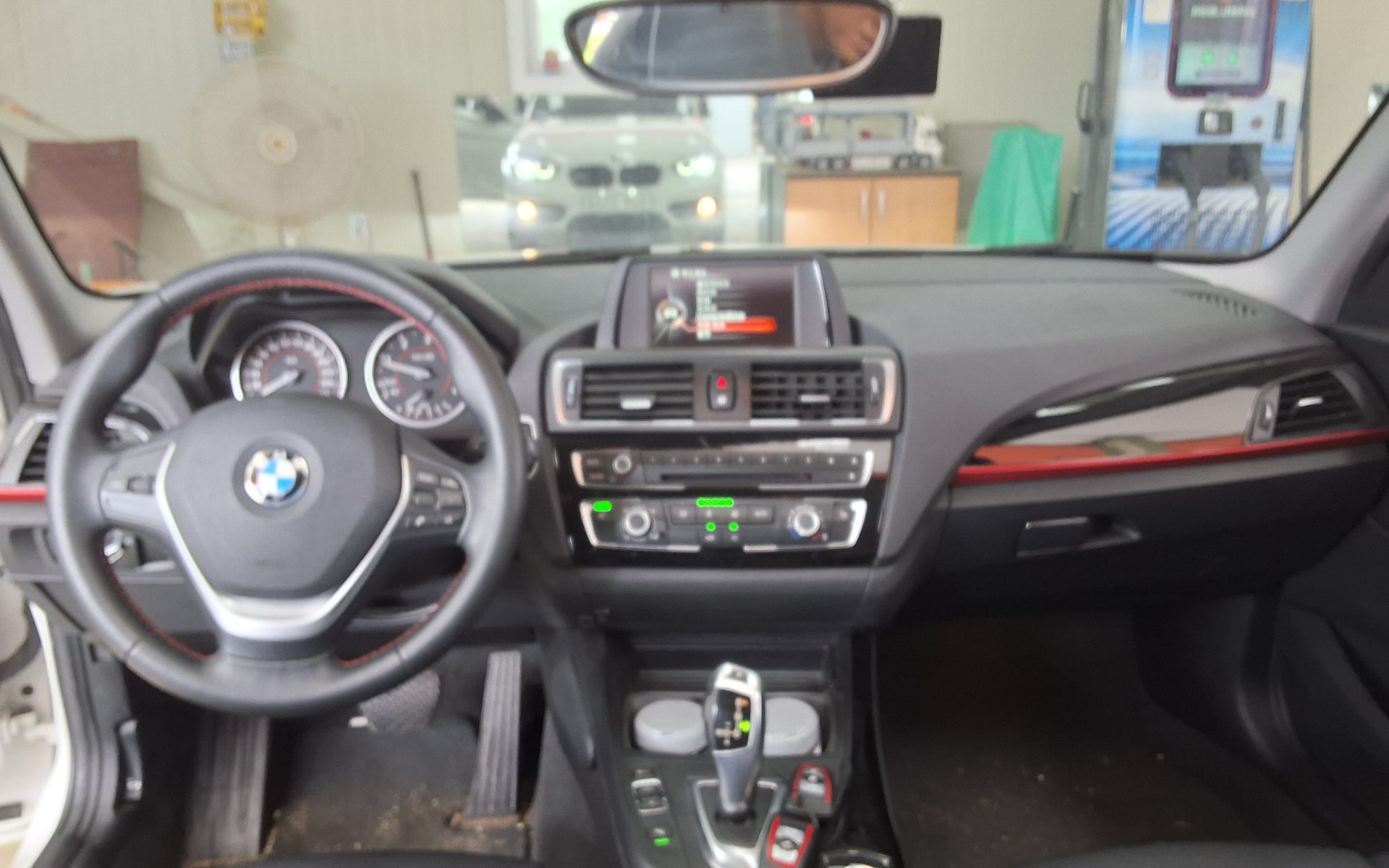 2016 - bmw 1 series