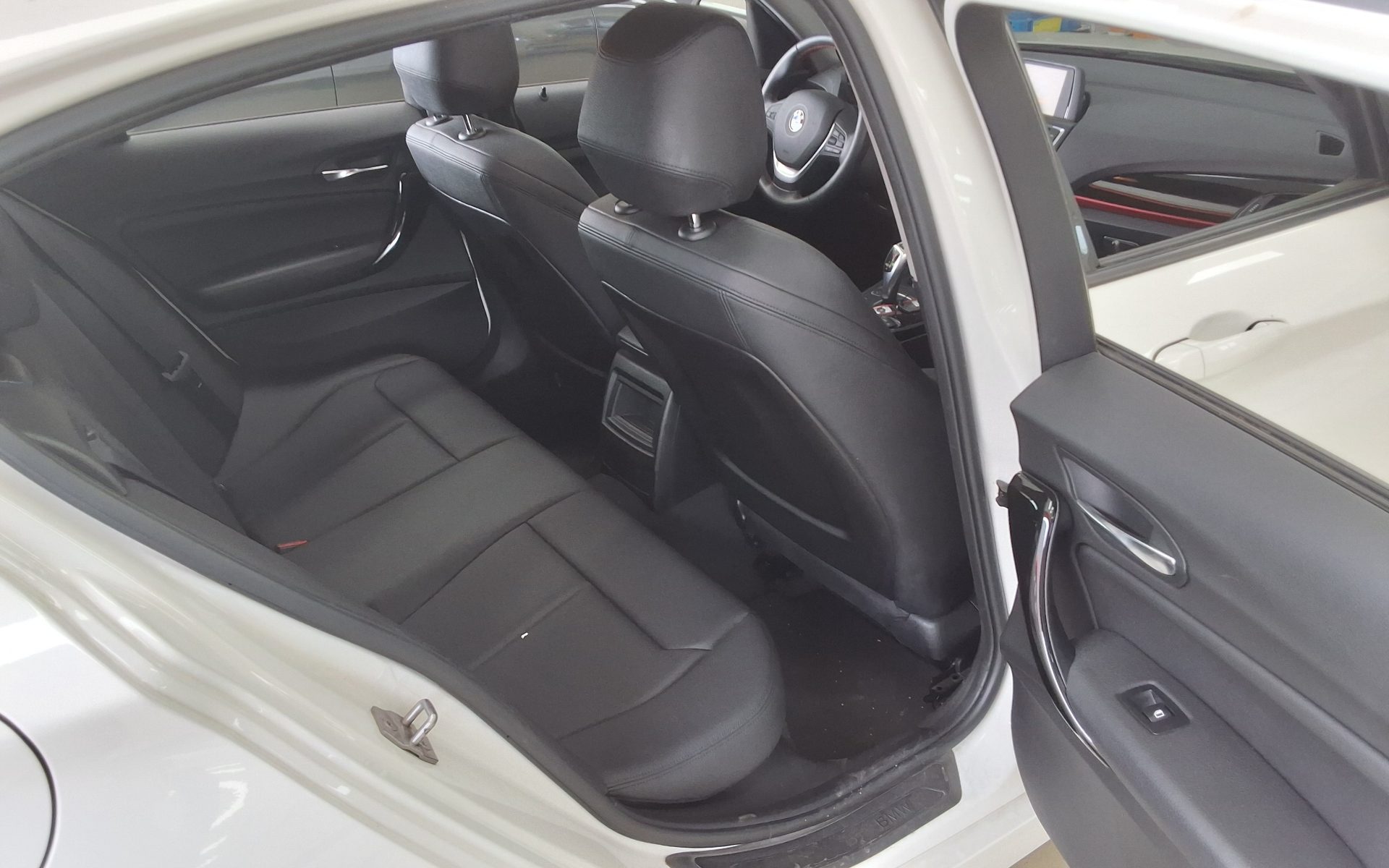 2016 - bmw 1 series