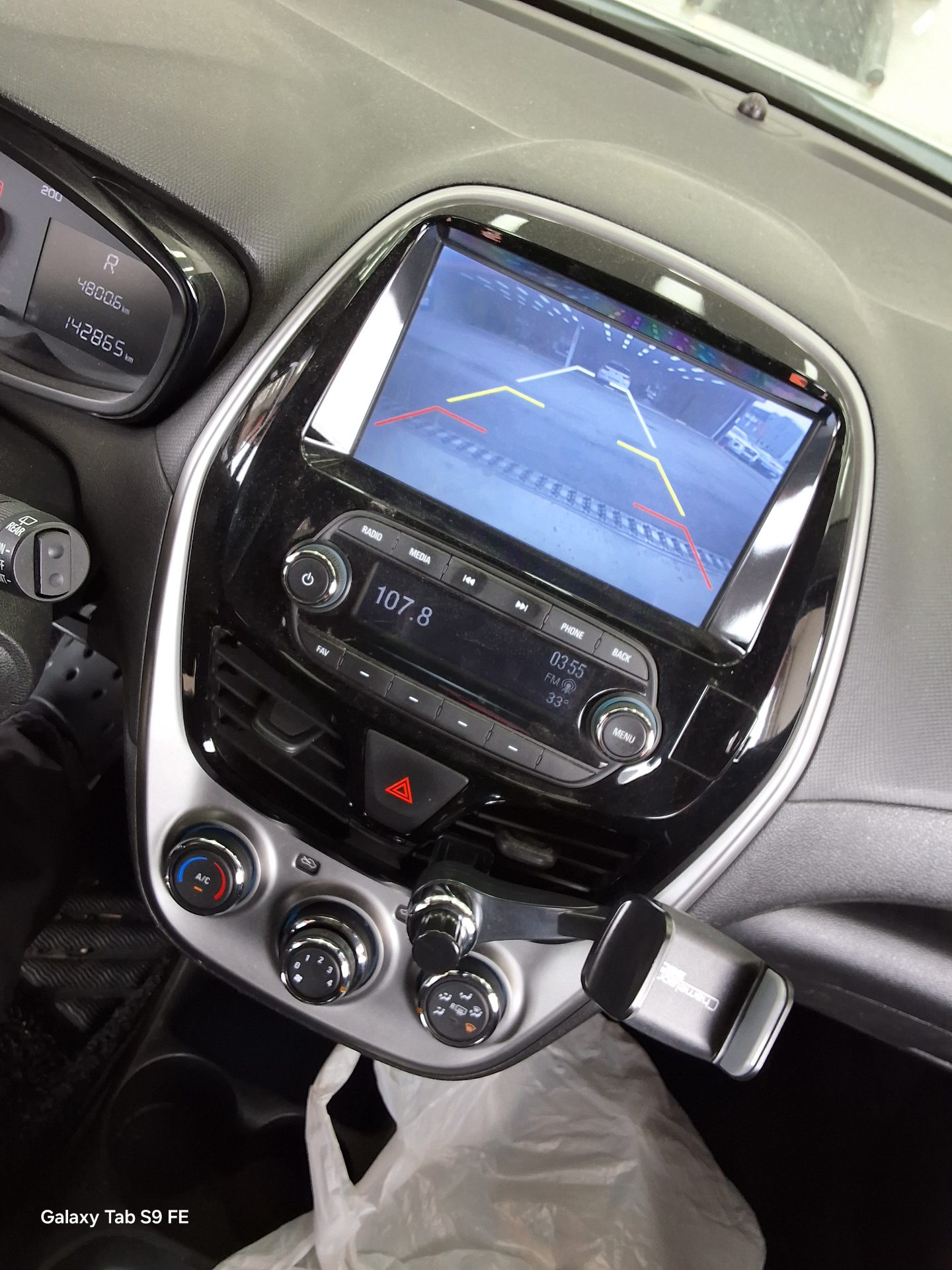 2016 - chevrolet spark
