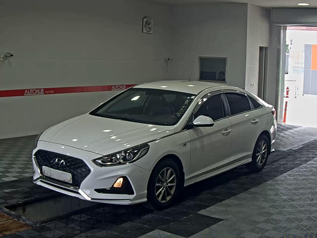 HYUNDAI LF SONATA RISE LPi TAXI CORPORATE