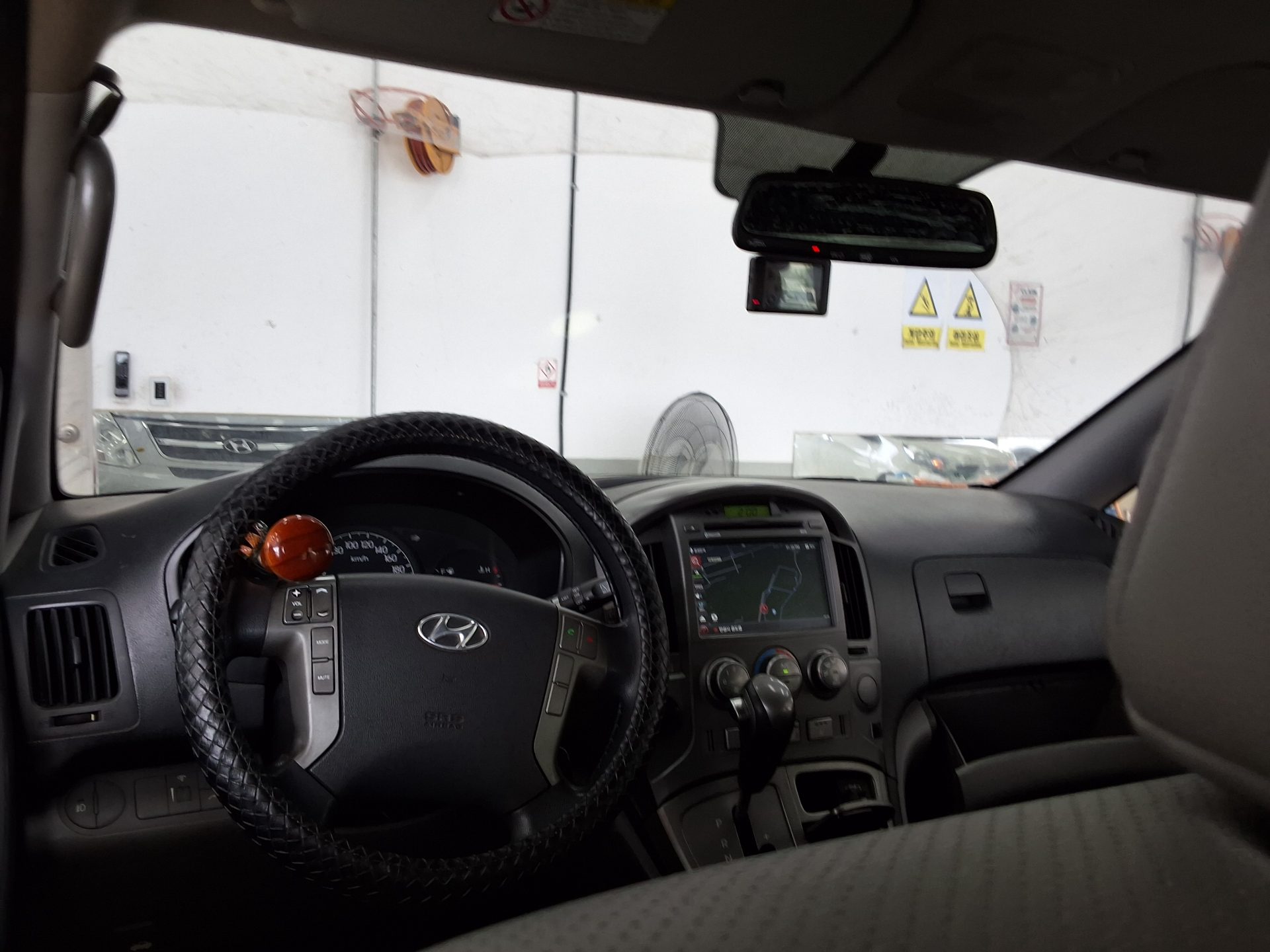 2015 - hyundai grand starex