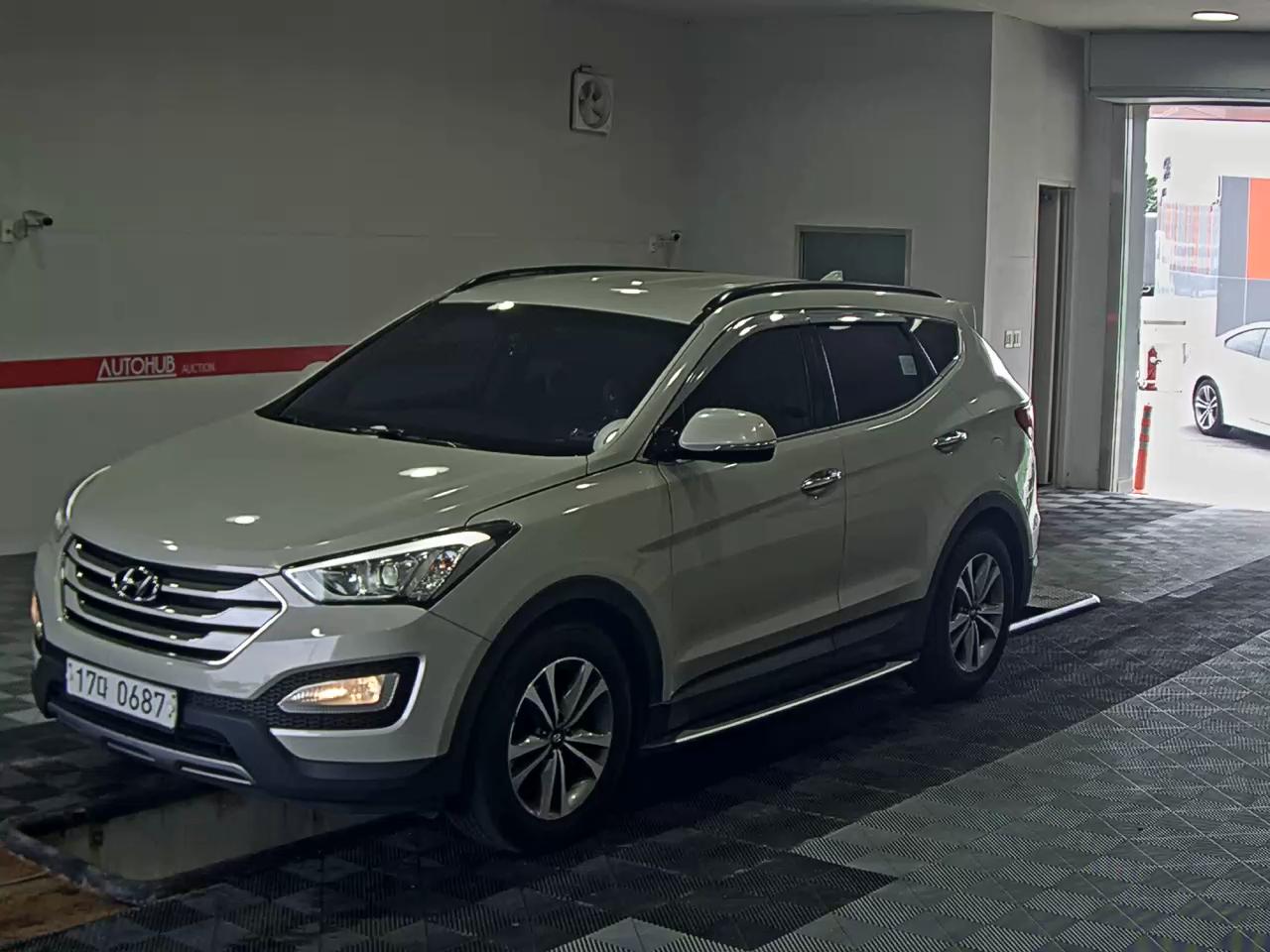 HYUNDAI SANTA FE (DM)