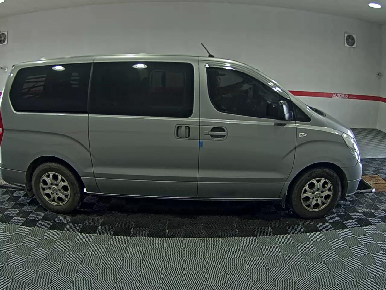 2015 - hyundai grand starex