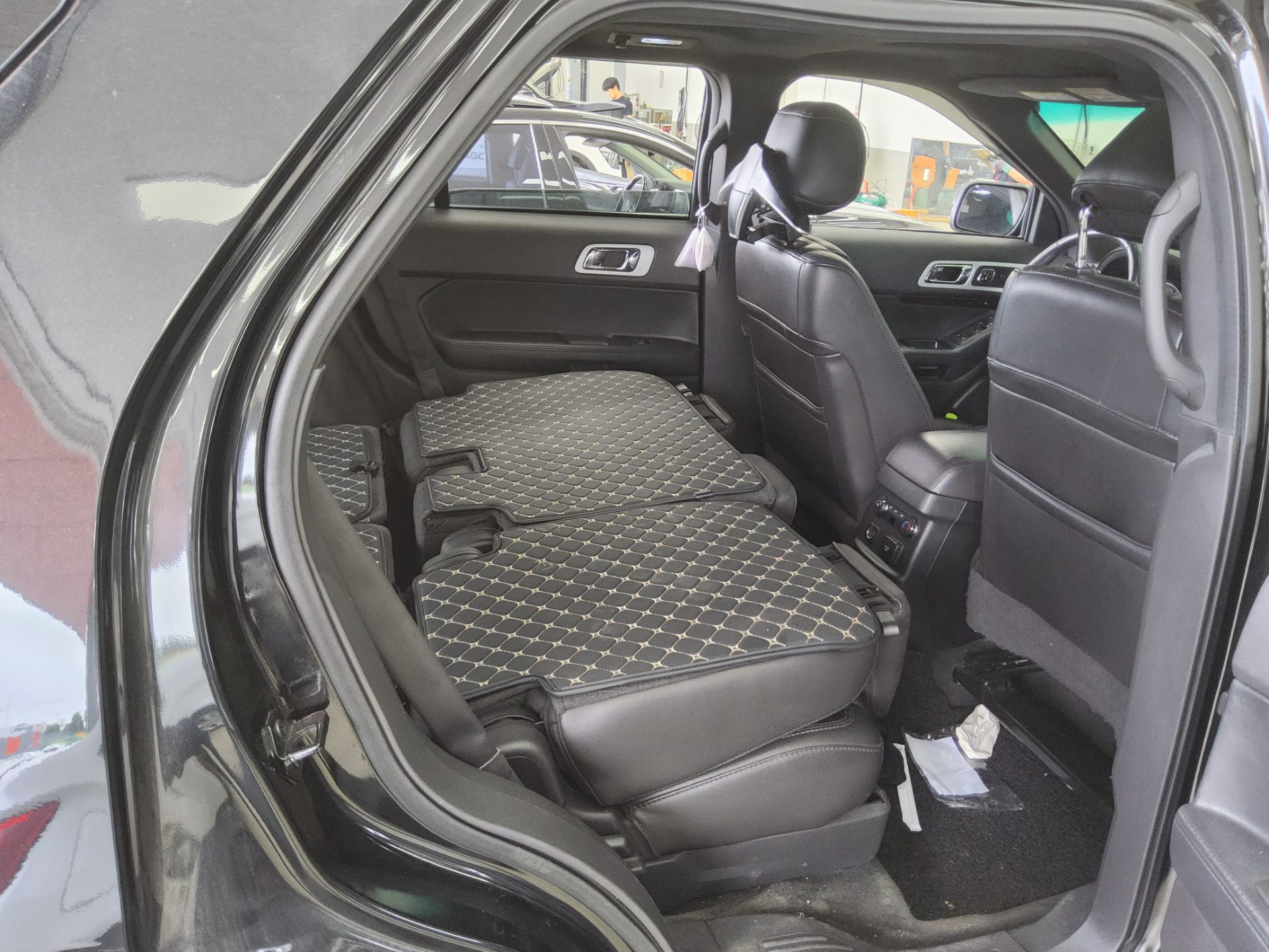 2015 - ford explorer
