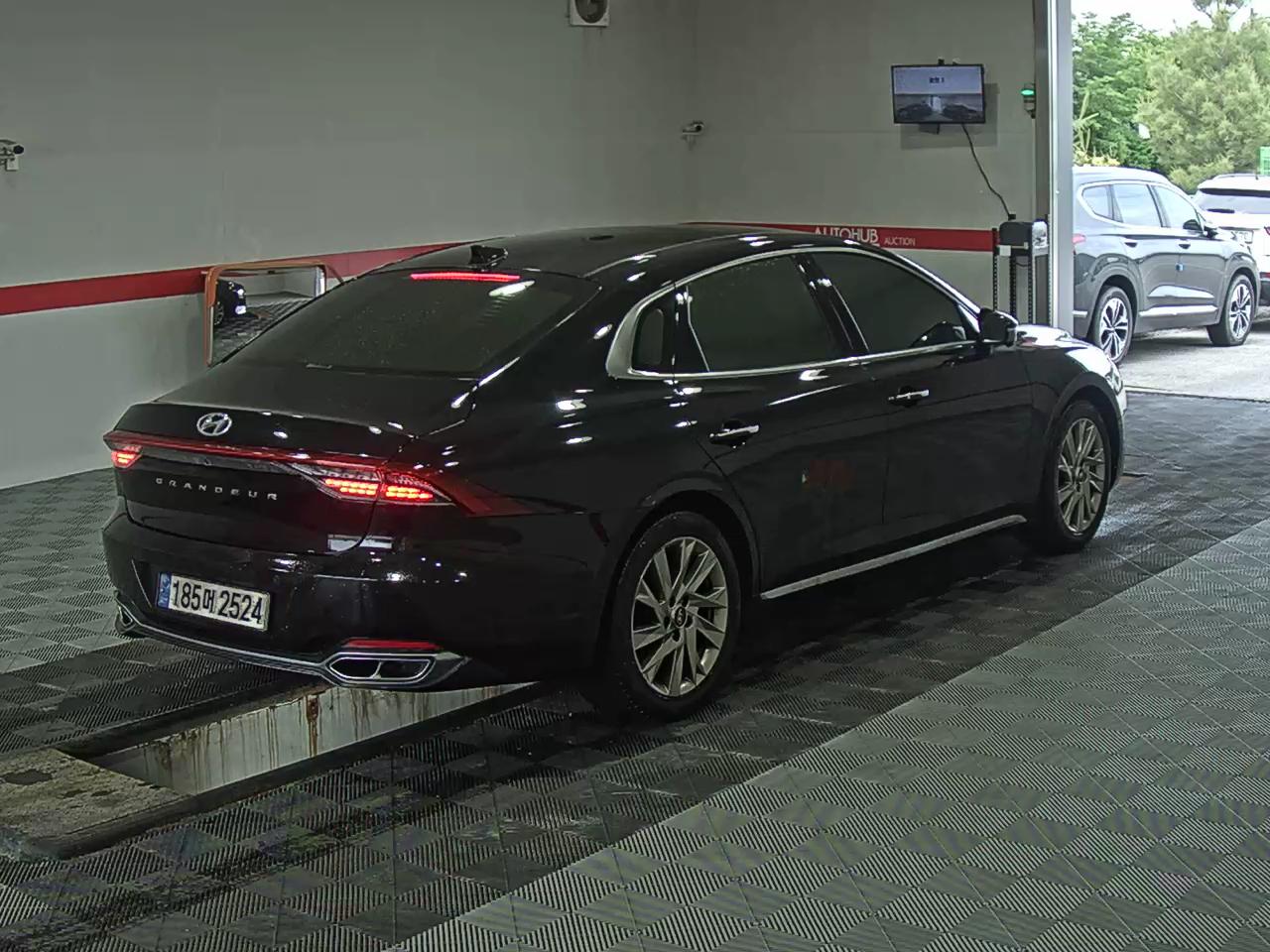 2021 - hyundai grandeur