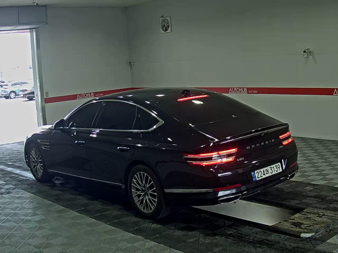 2021 - genesis g80