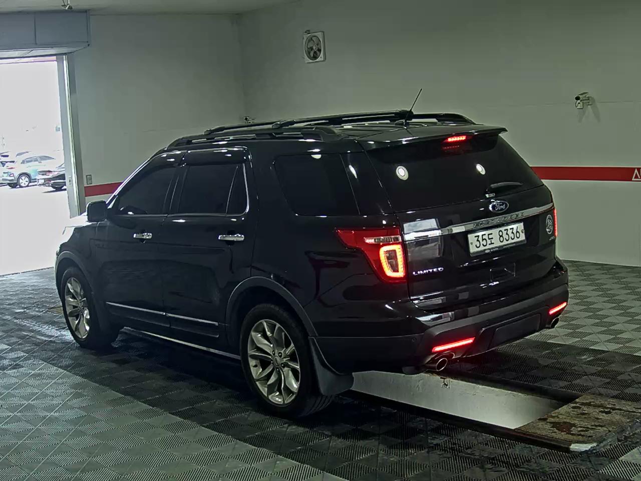 2015 - ford explorer