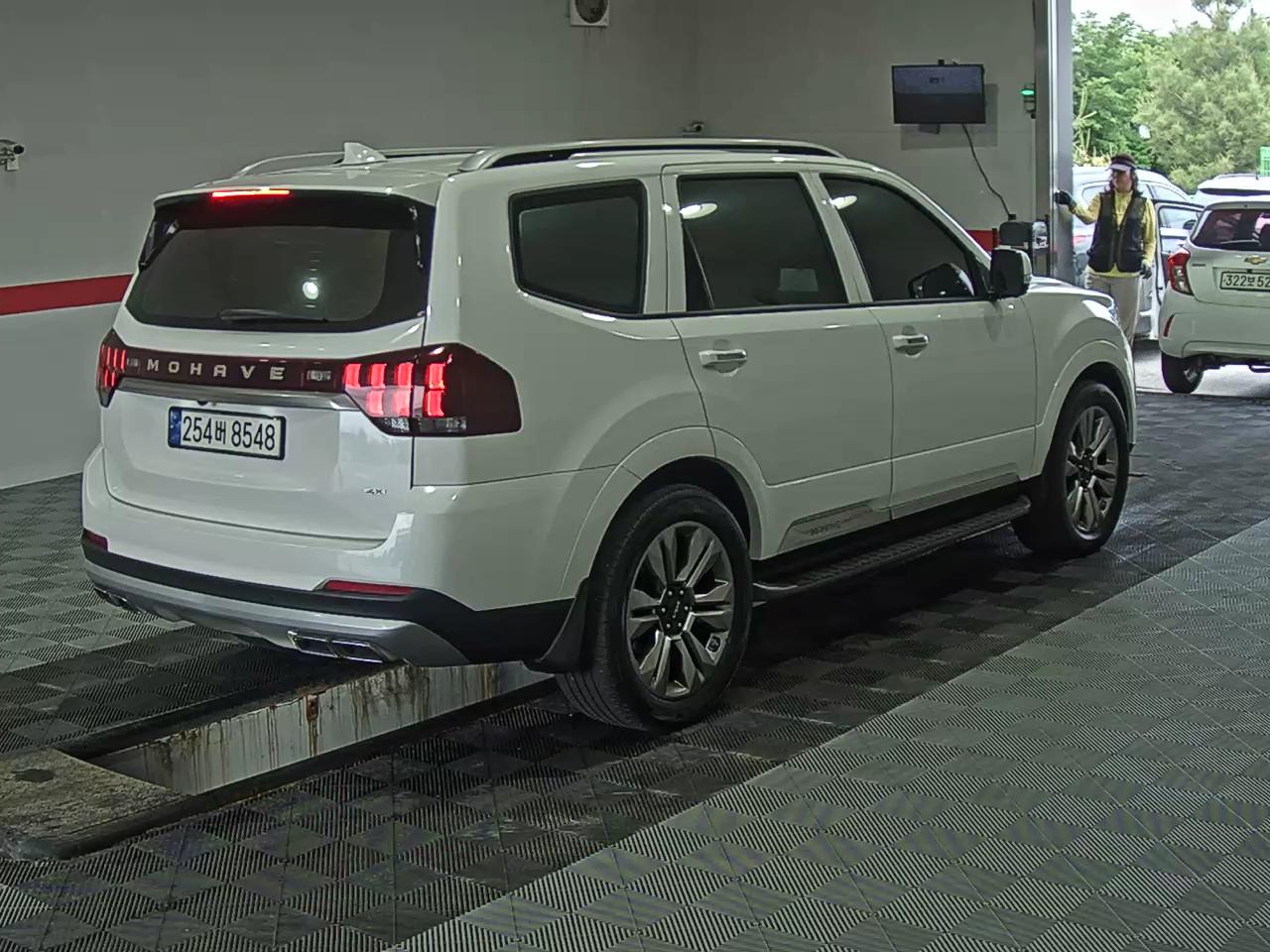 2022 - kia mohave