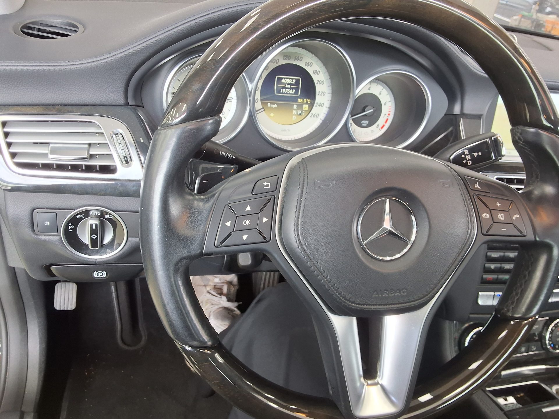 2012 - mercedes-benz cls350