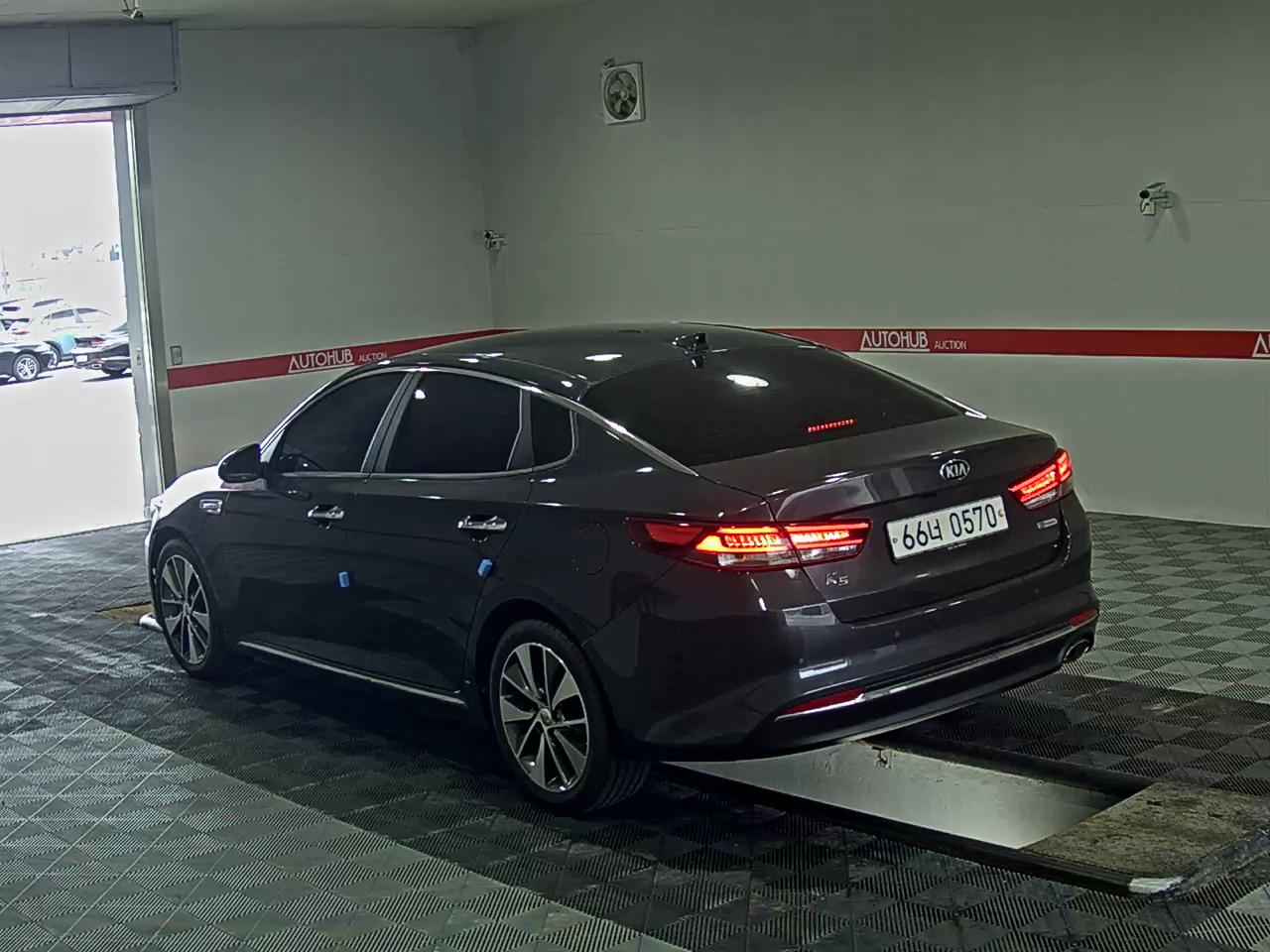 2016 - kia k5