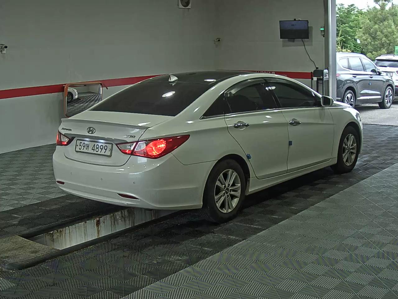 2010 - hyundai sonata