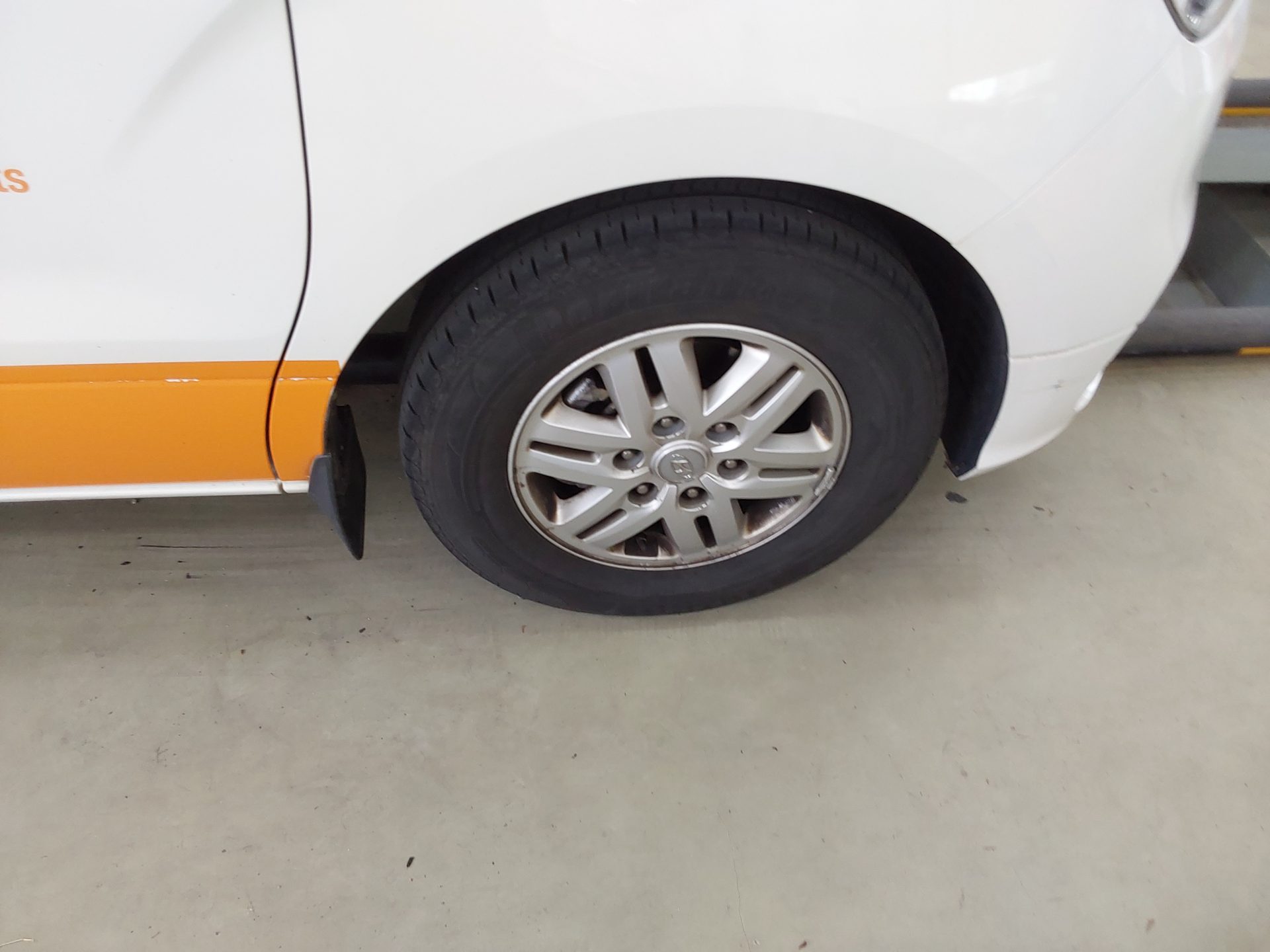 2019 - hyundai grand starex