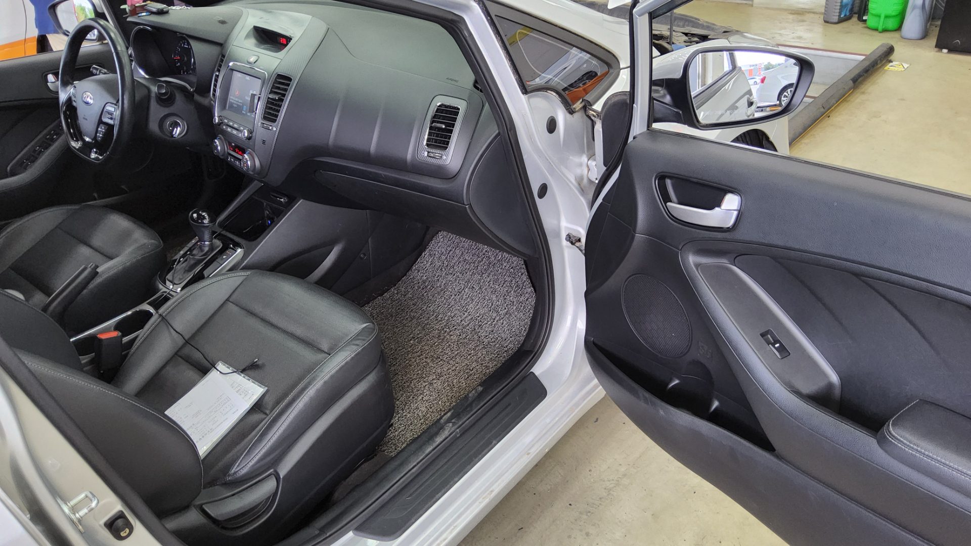 2017 - kia k3