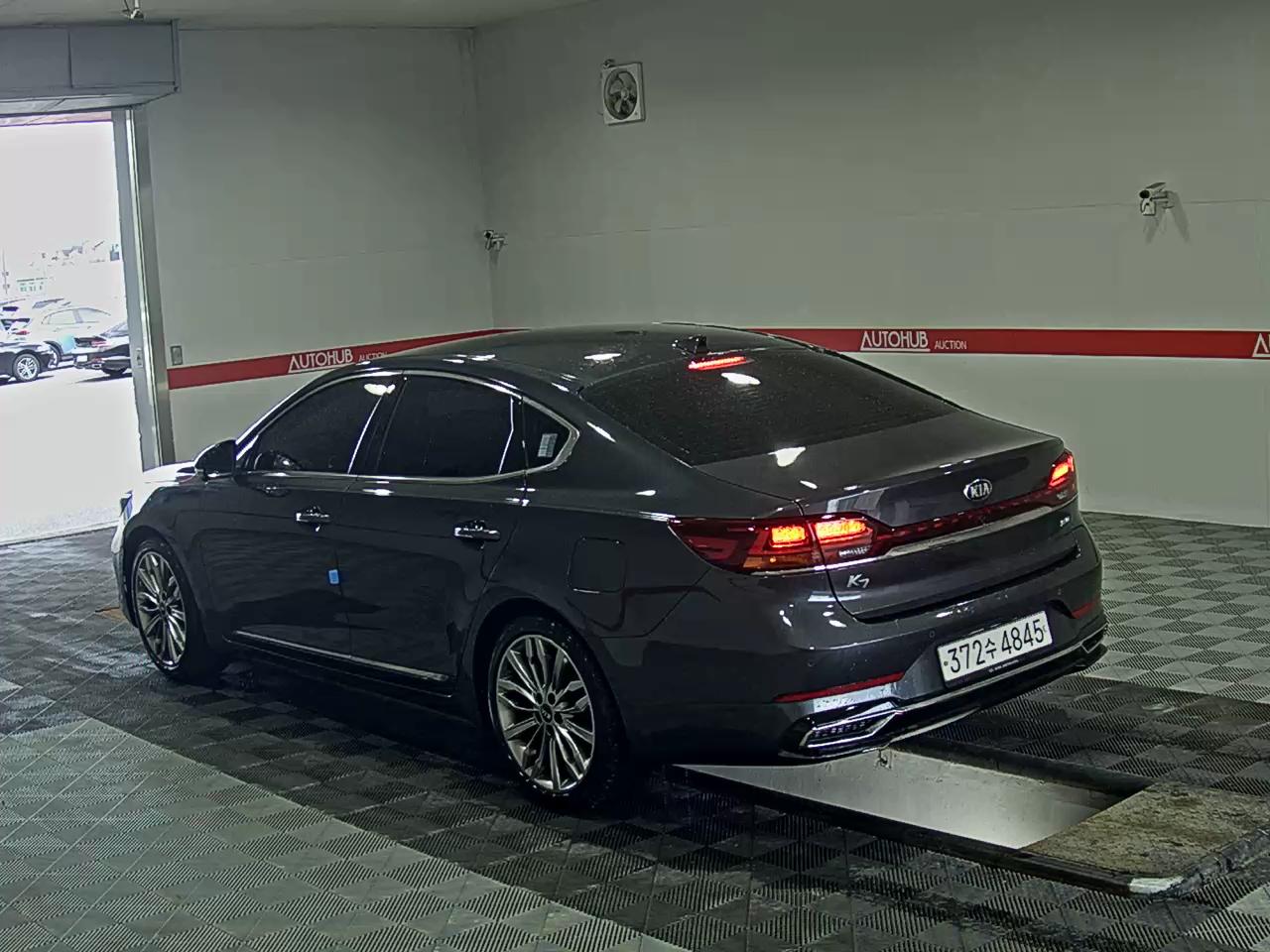 2020 - kia k7