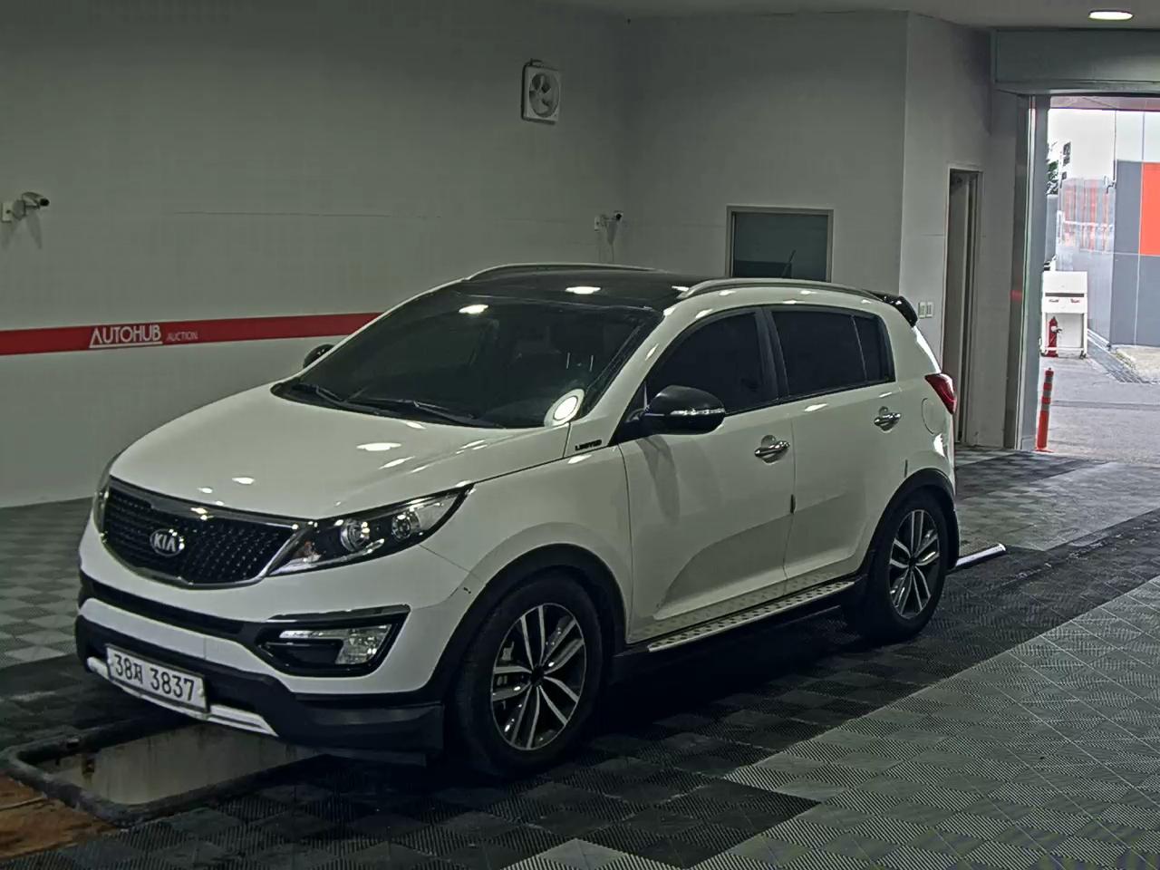KIA SPORTAGE R
