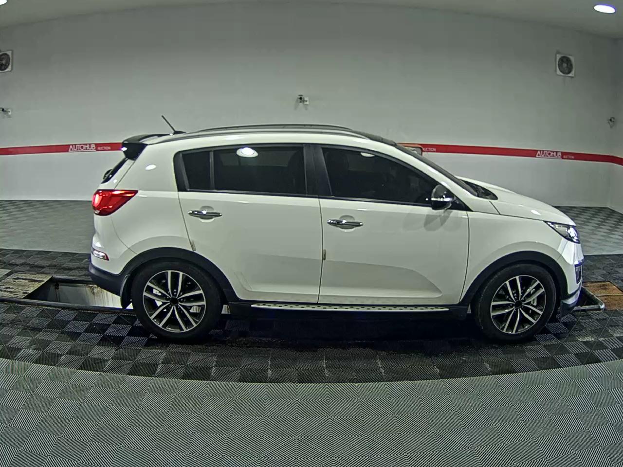 2014 - kia sportage