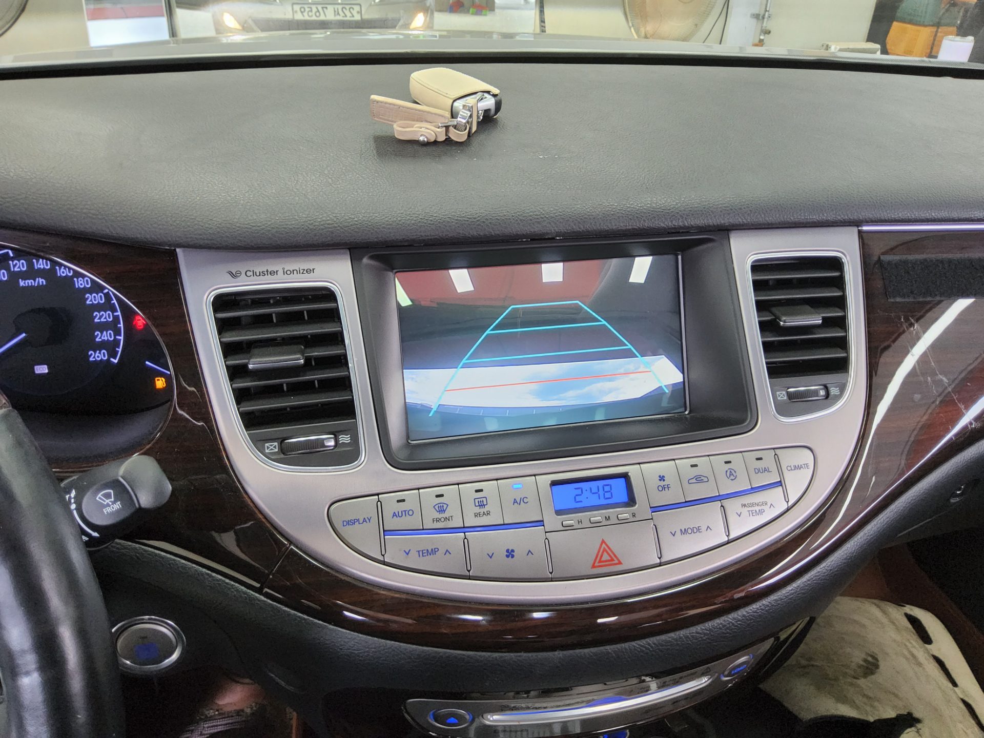 2012 - hyundai bh