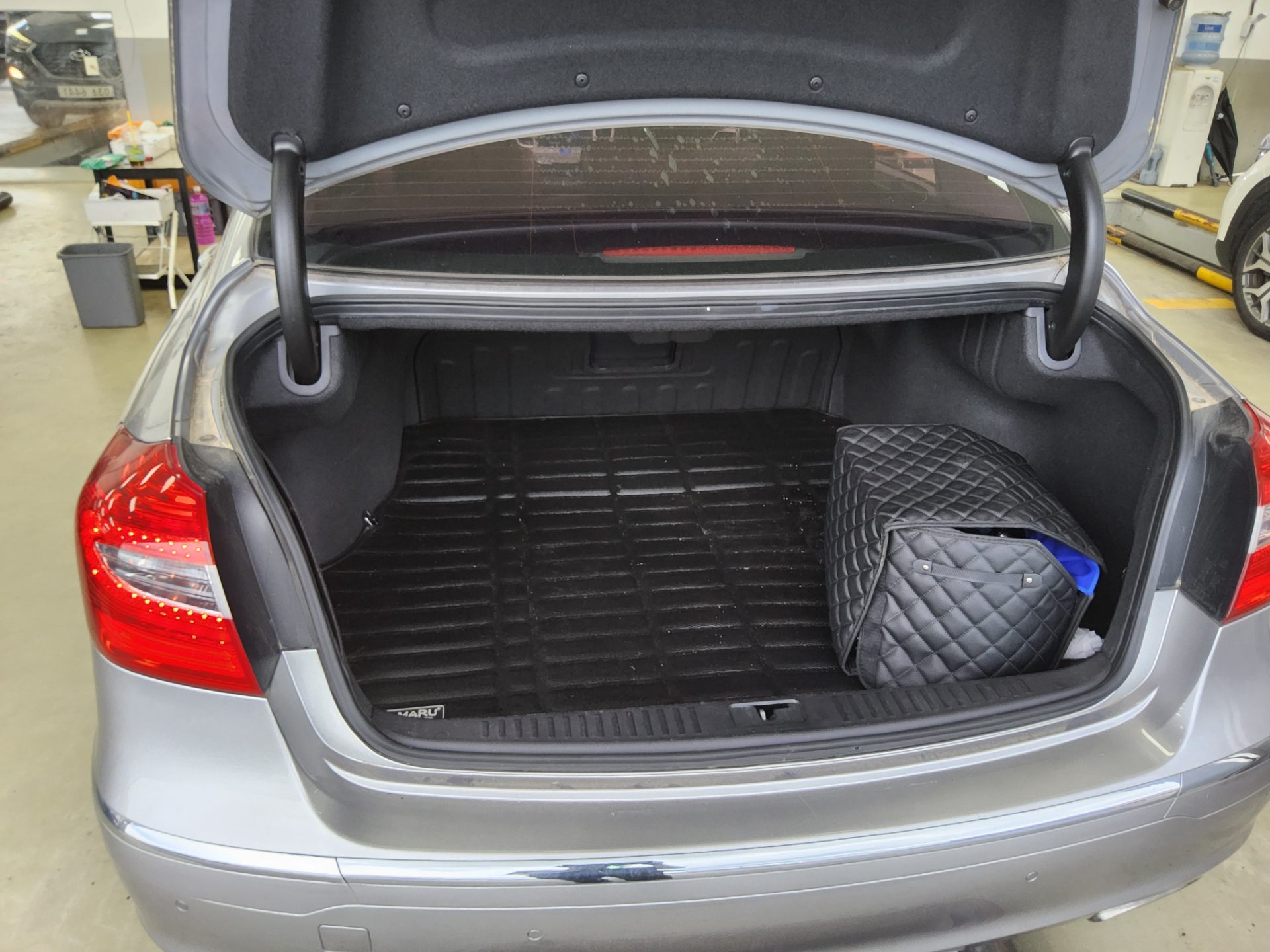 2012 - hyundai bh