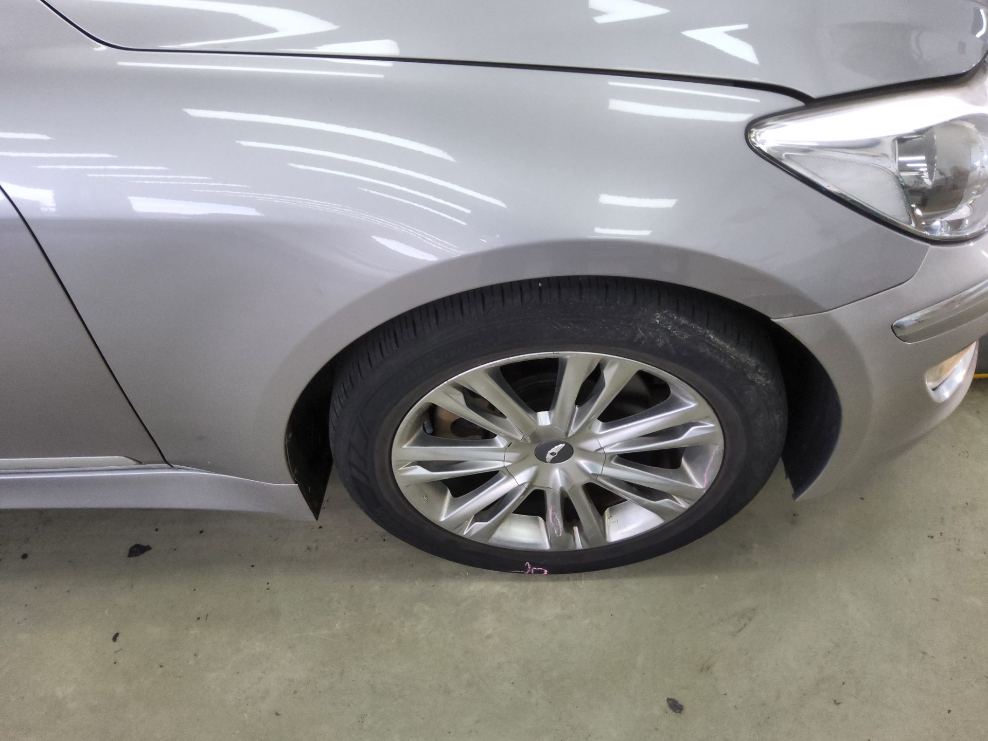 2012 - hyundai bh
